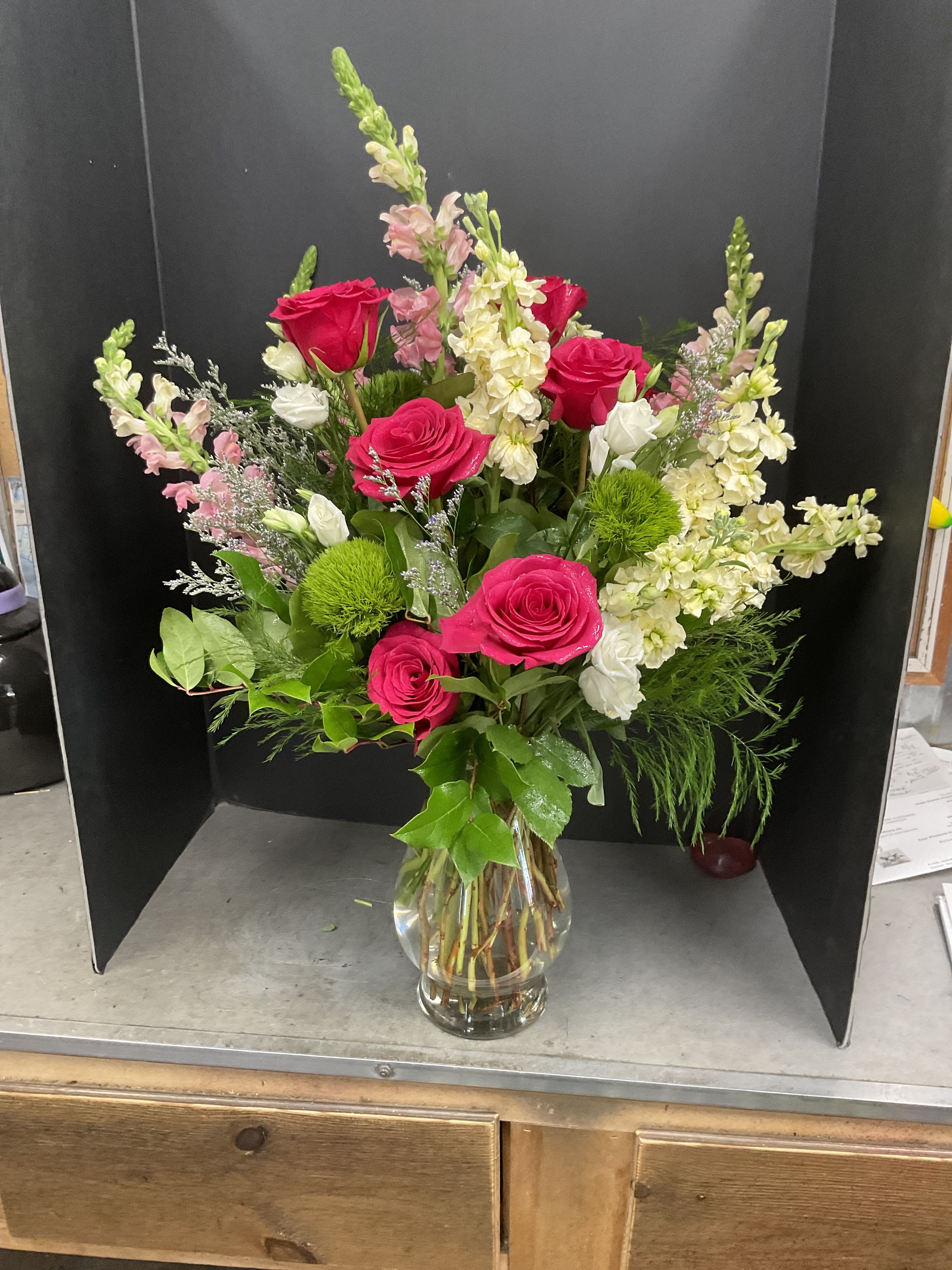 Garden Mix with Pink Roses