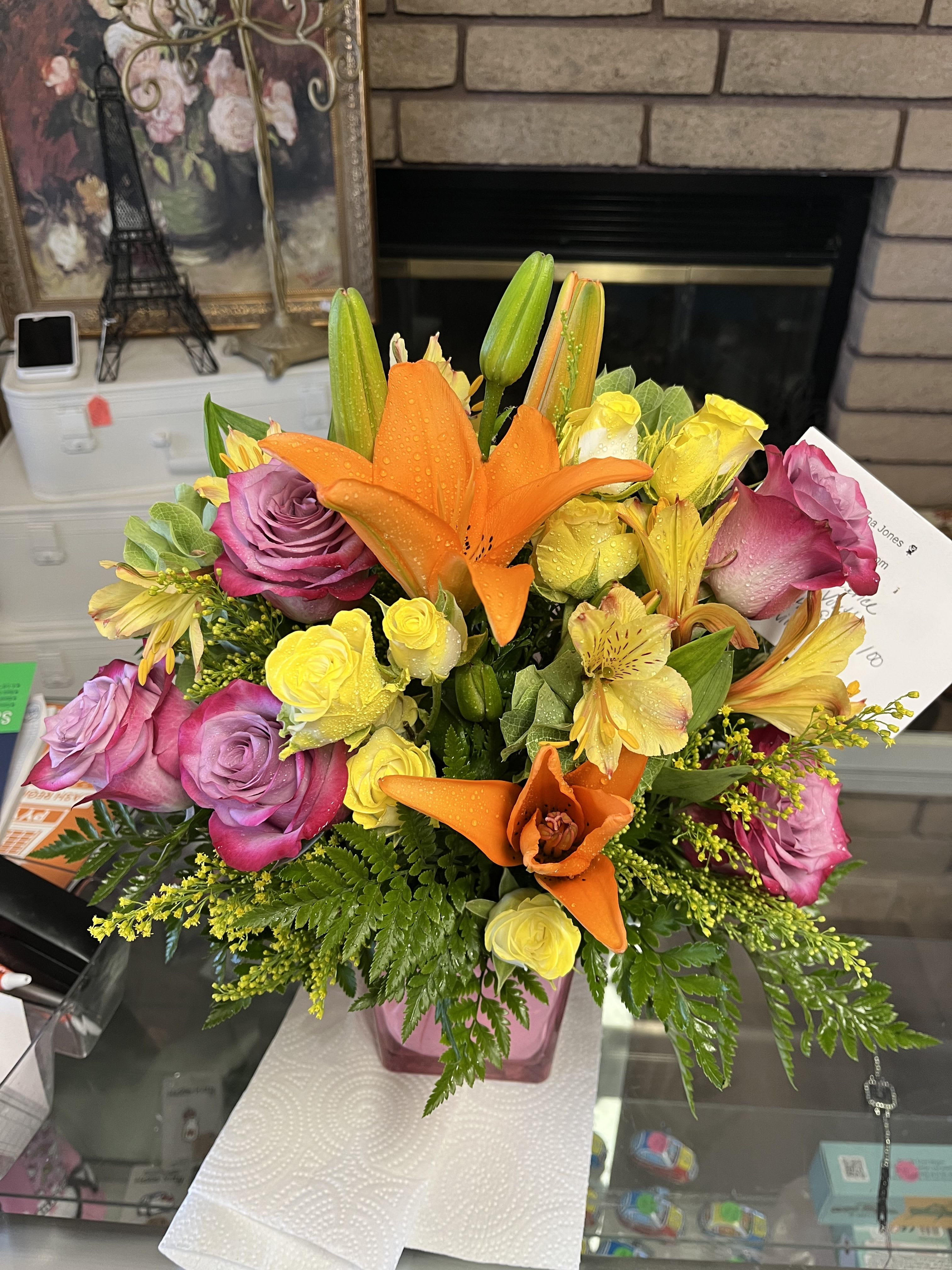 Teleflora's Spread Sunshine Bouquet