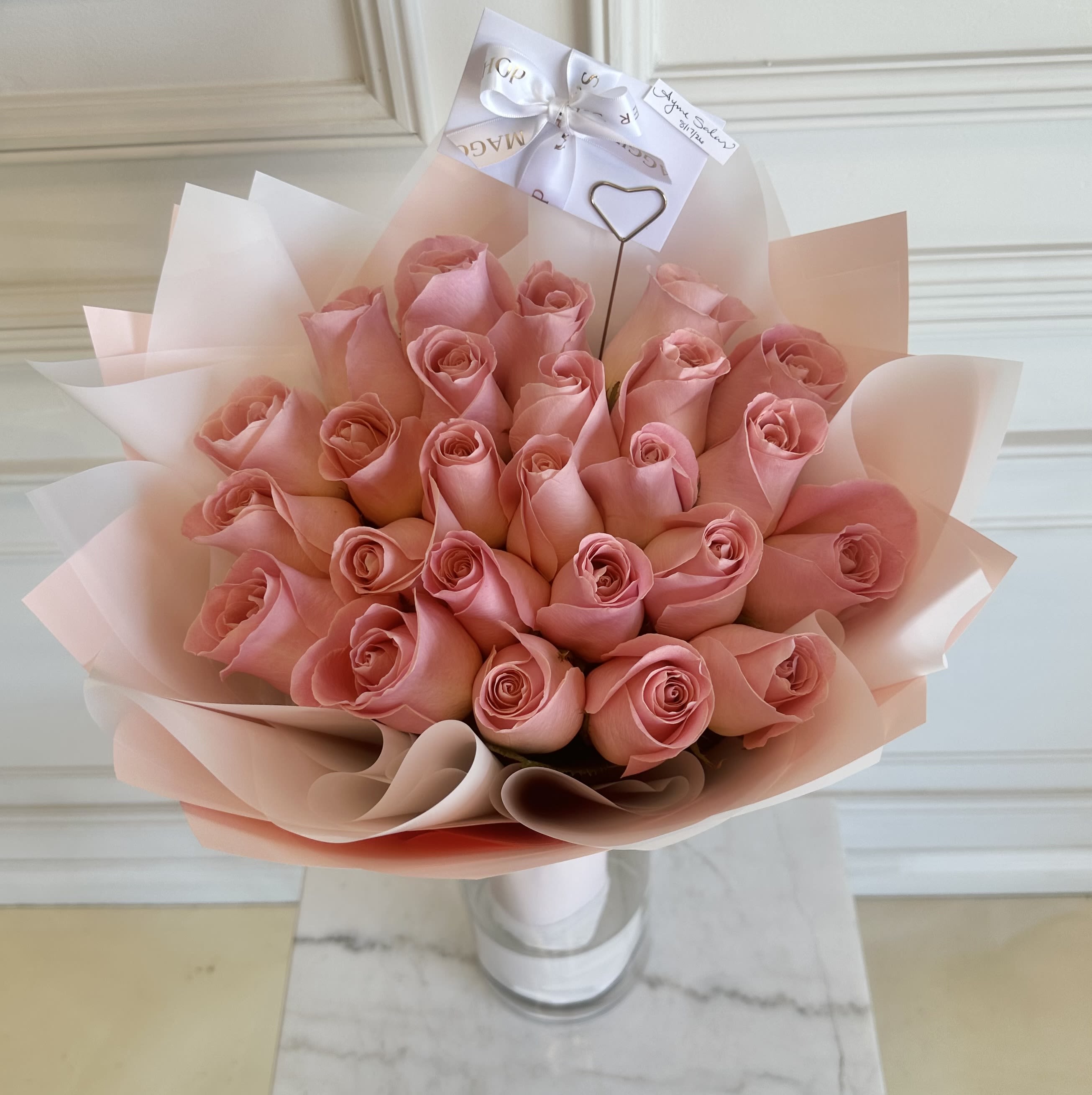 MFS 25 Rose Bouquet (Hermosa Rose)