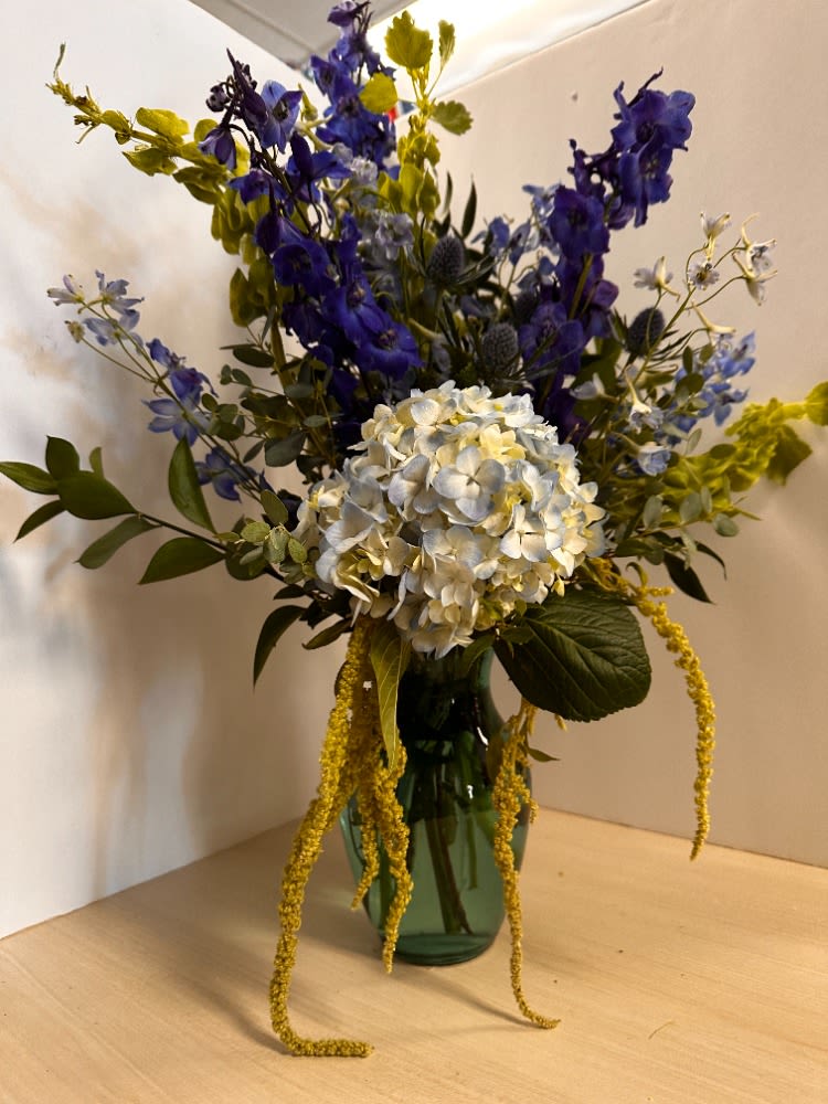 "Serenity" from the Rainbow Collection by Art & Flowers