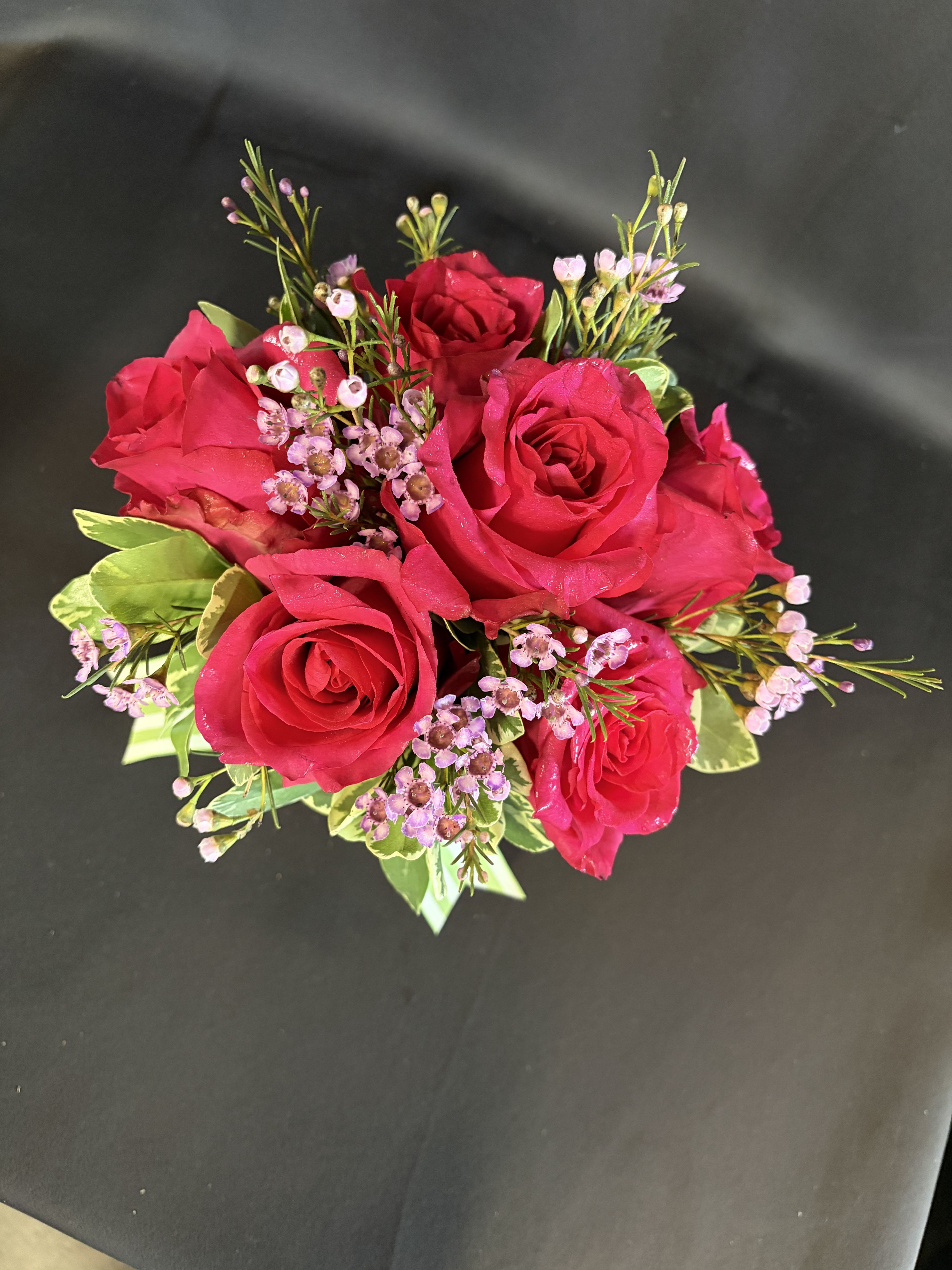 Modern Half-Dozen Roses