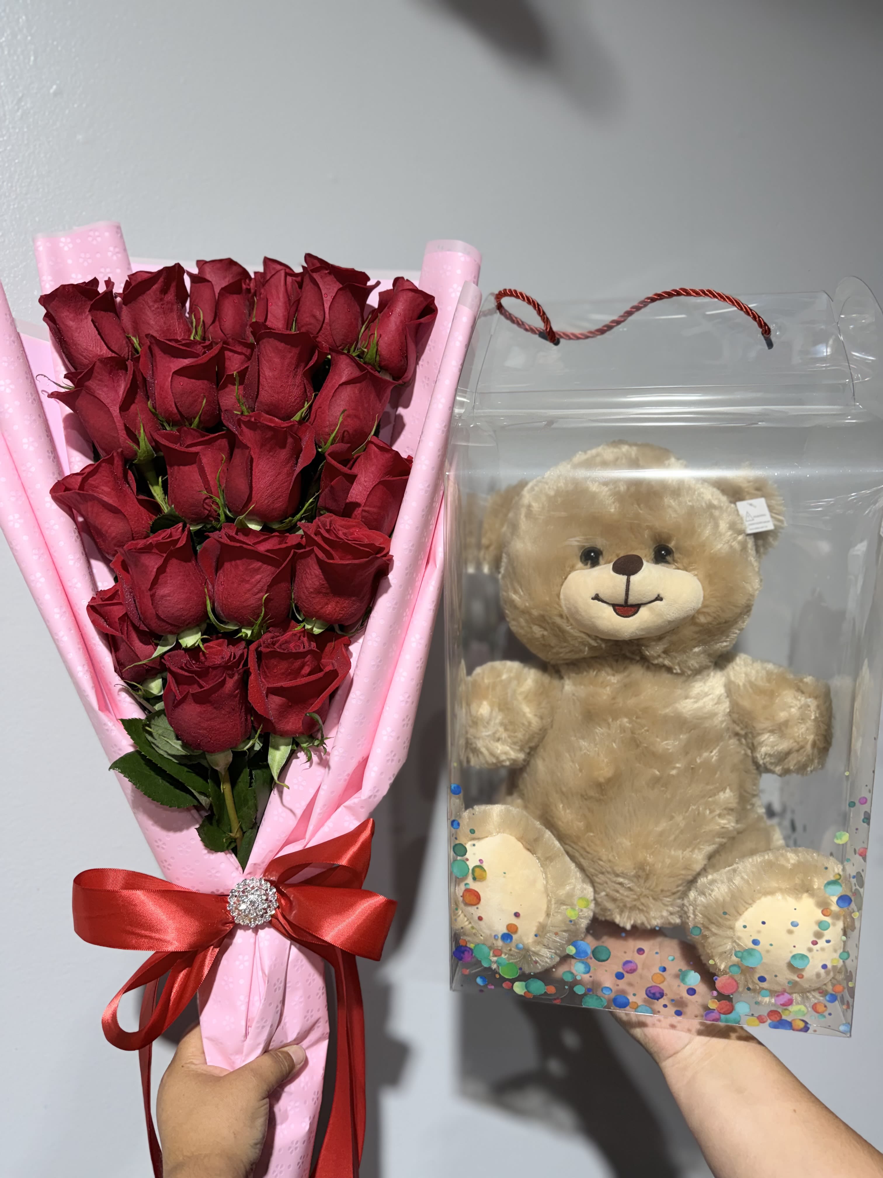18 Rose Bouquet 