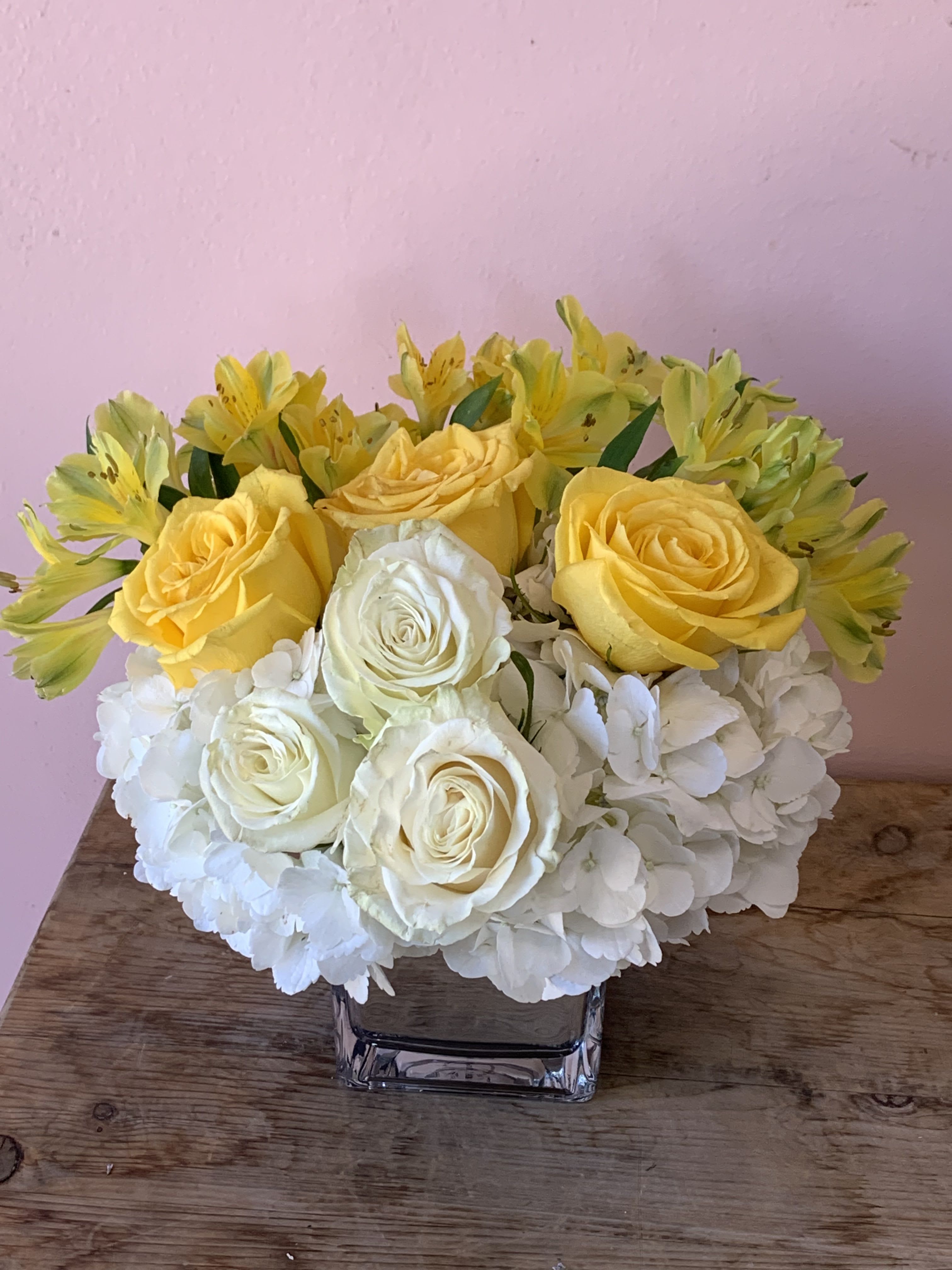 Rising sun floral arrangement - w646