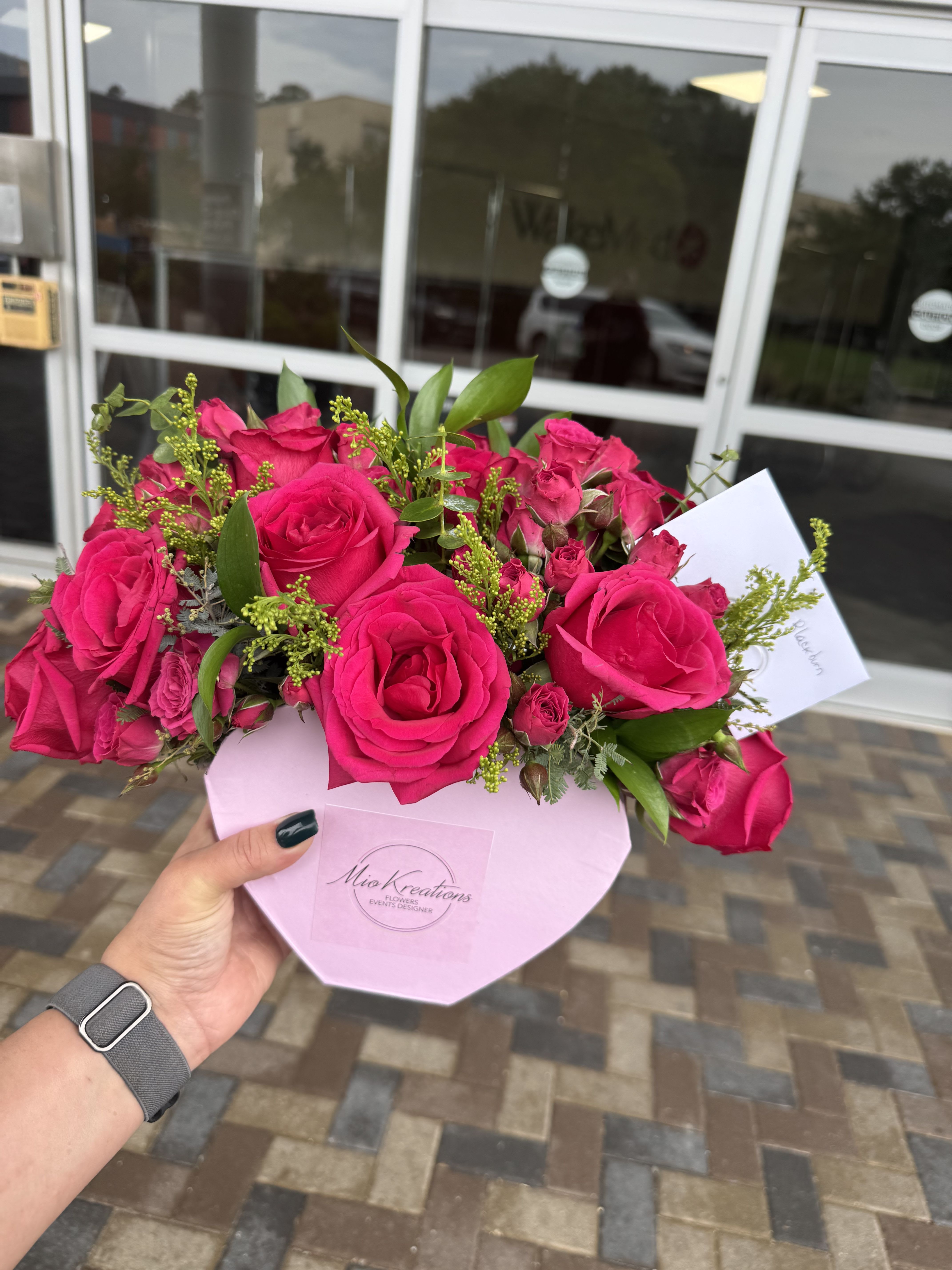Heart vase arrangement 