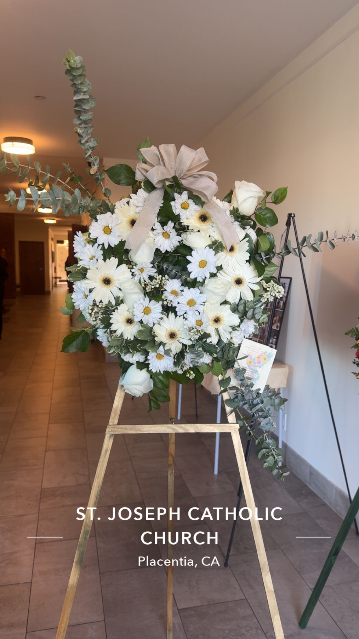 Gerbera Daisy & Rose Wreath 