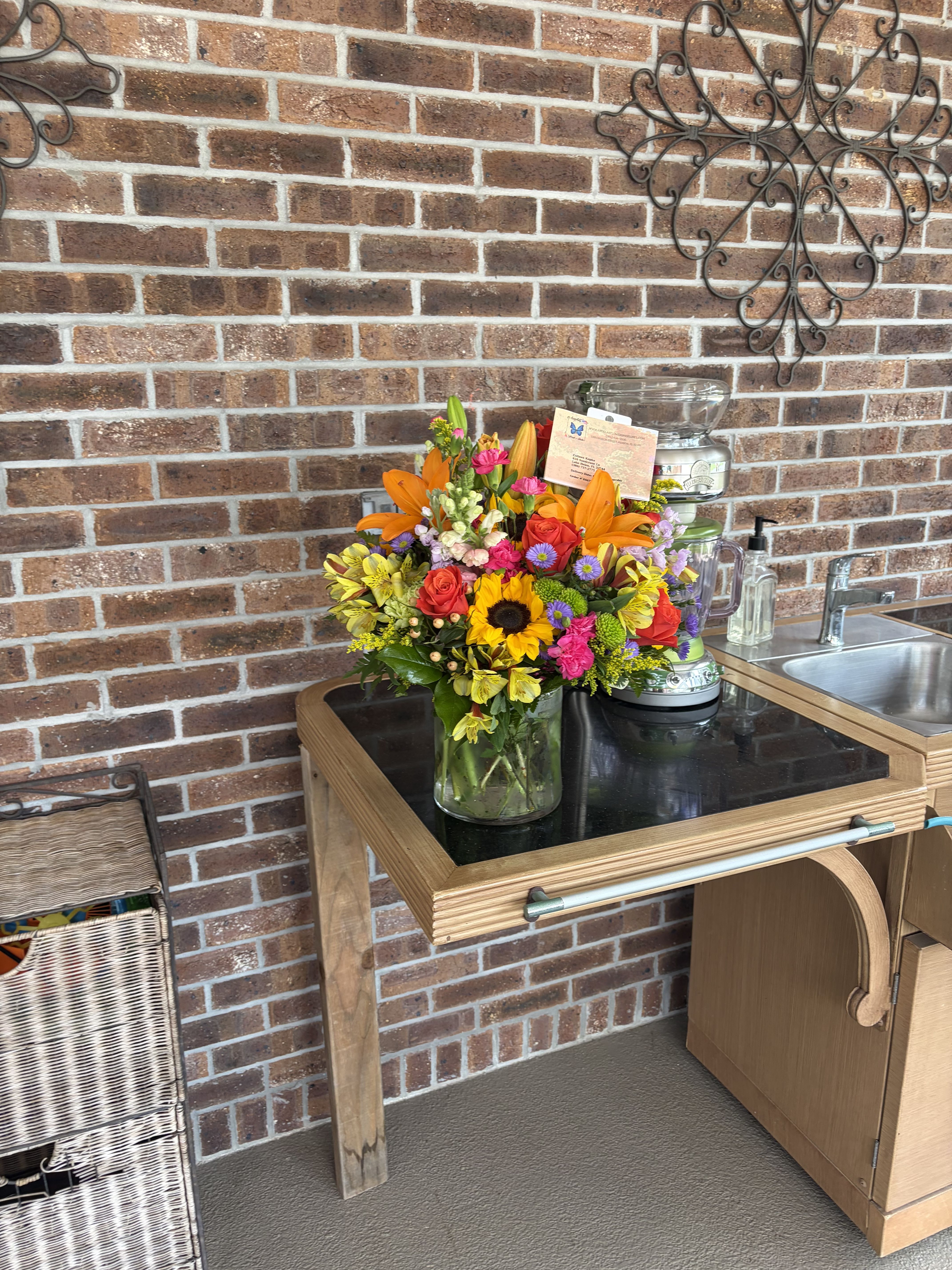 Sunburst Garden Bouquet