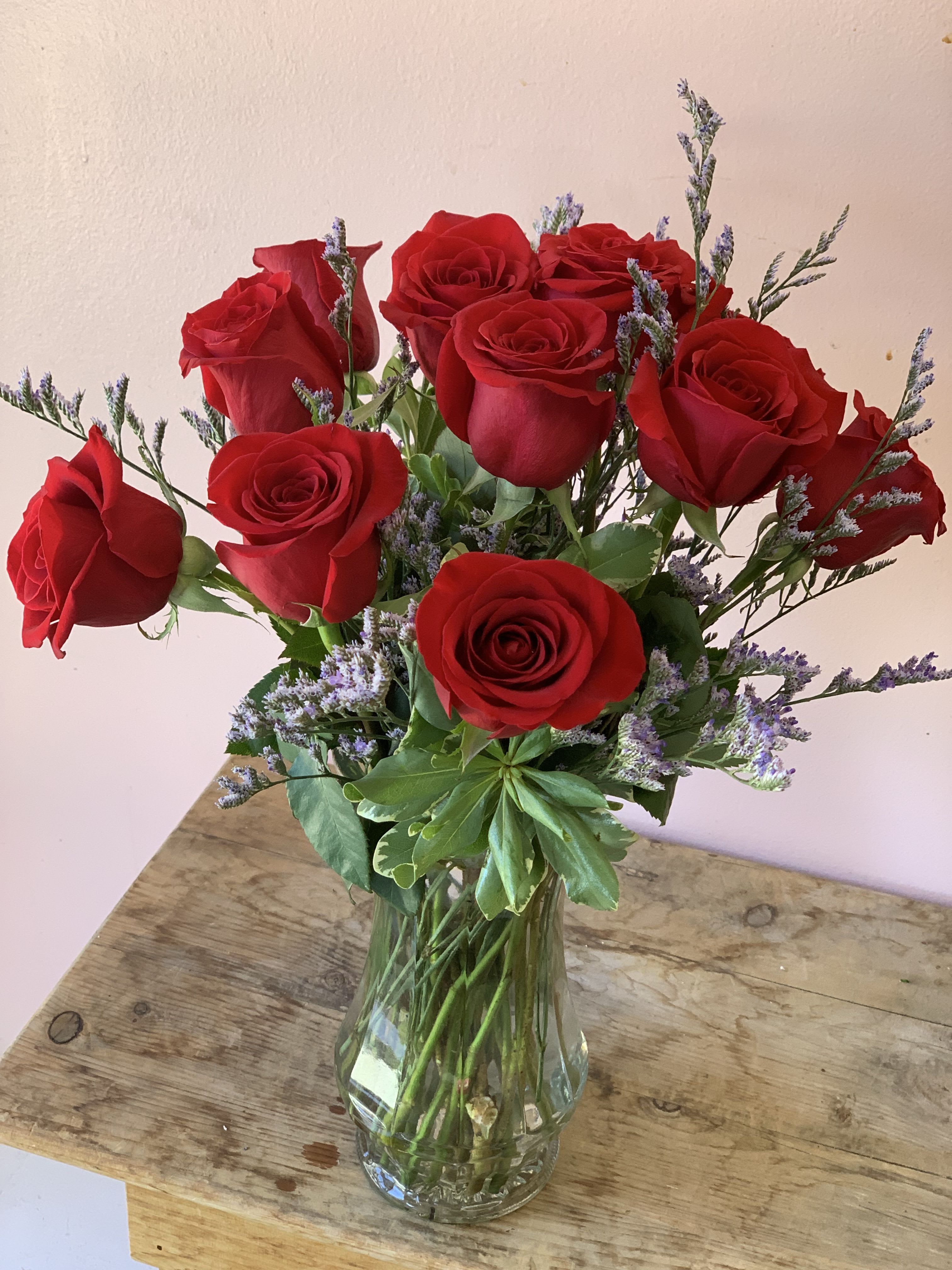 Dozen Long stem Red Roses - W633