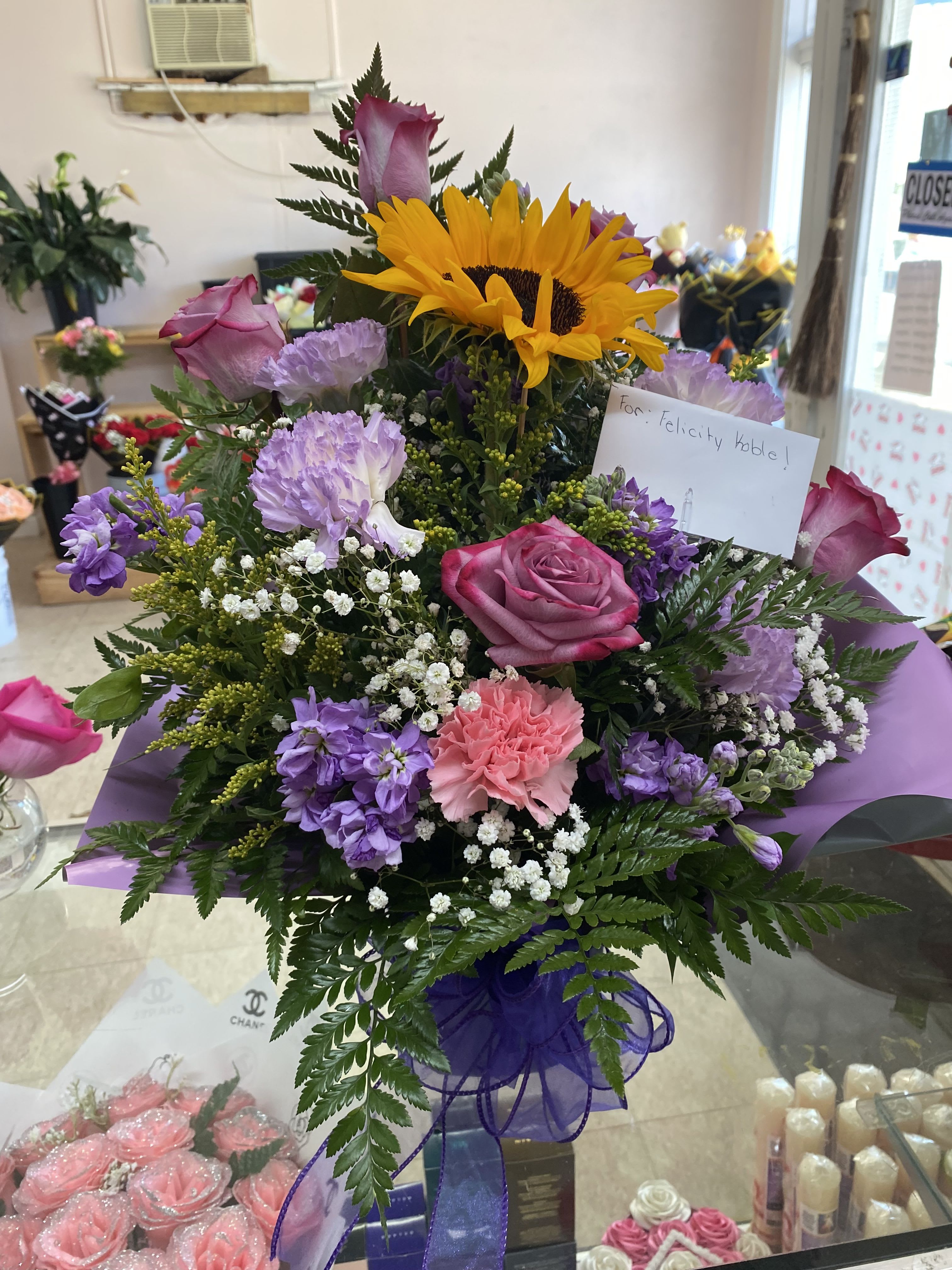 Roses and sunflowers 