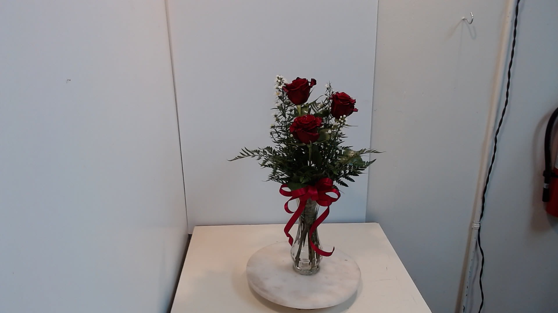 Triple Classic Bud Vase Roses