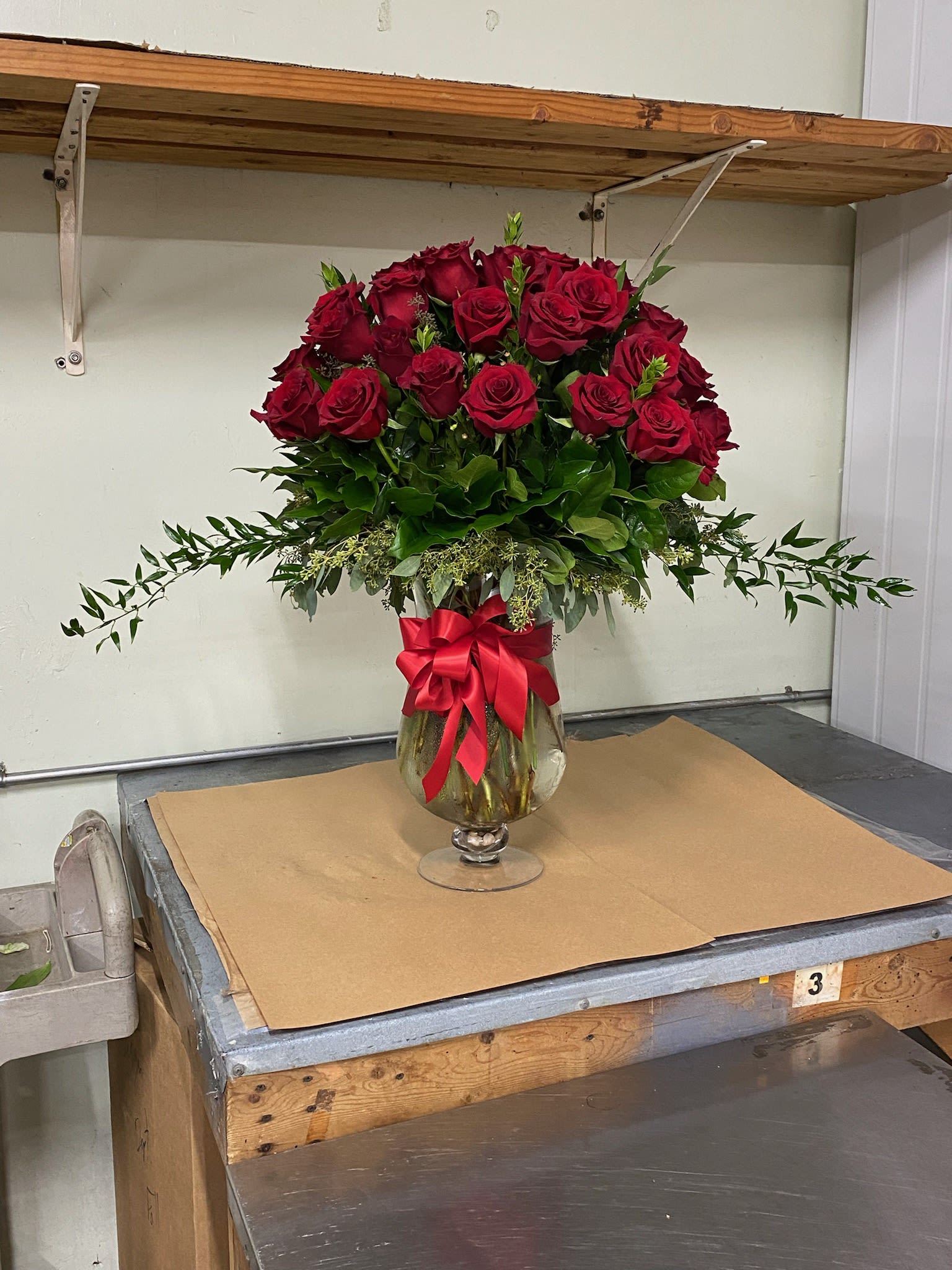 Roses of Love – Premium Long Stem Red Roses