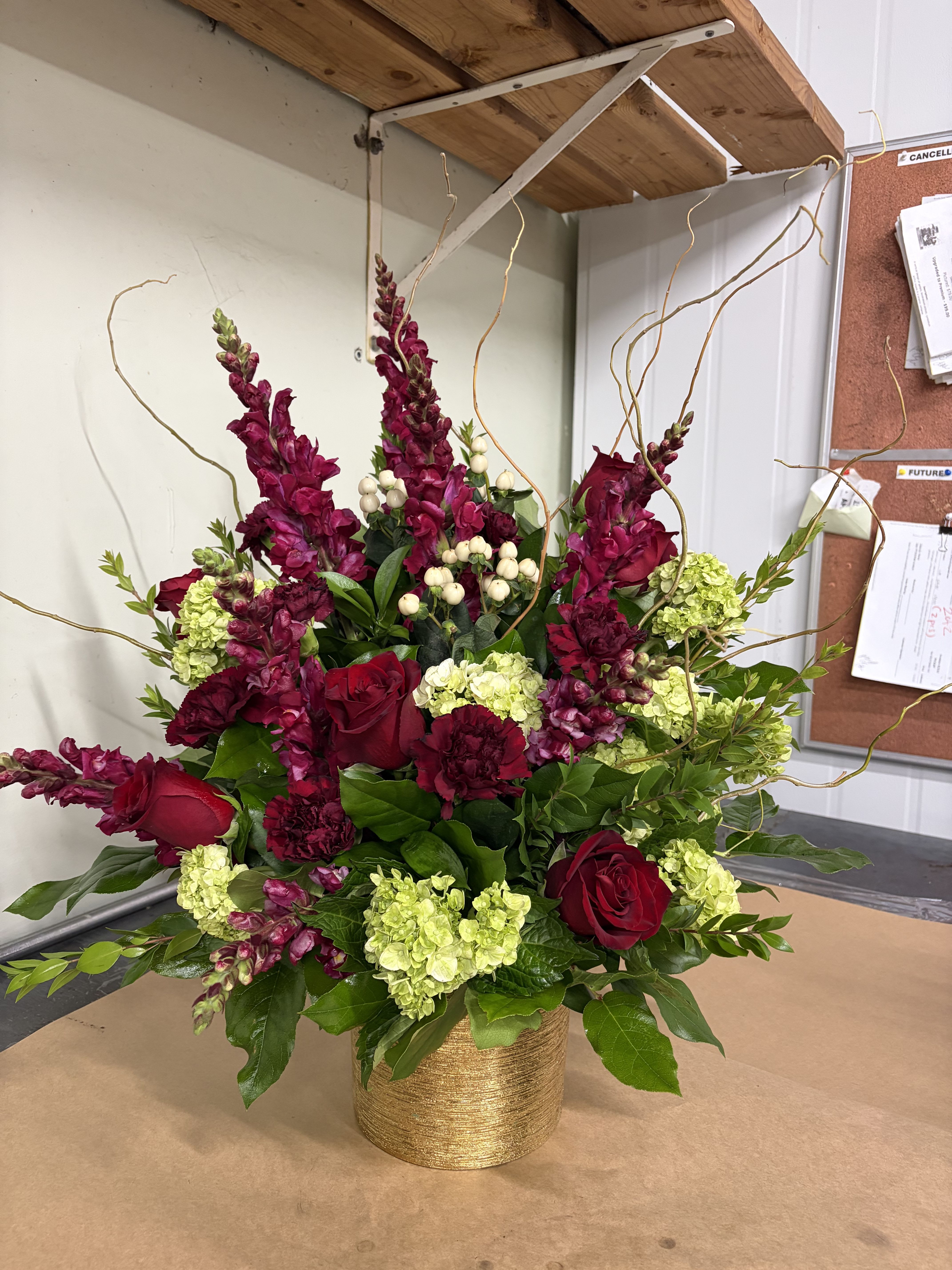NATURES BEAUTY ONE SIDED ARRANGEMENT 