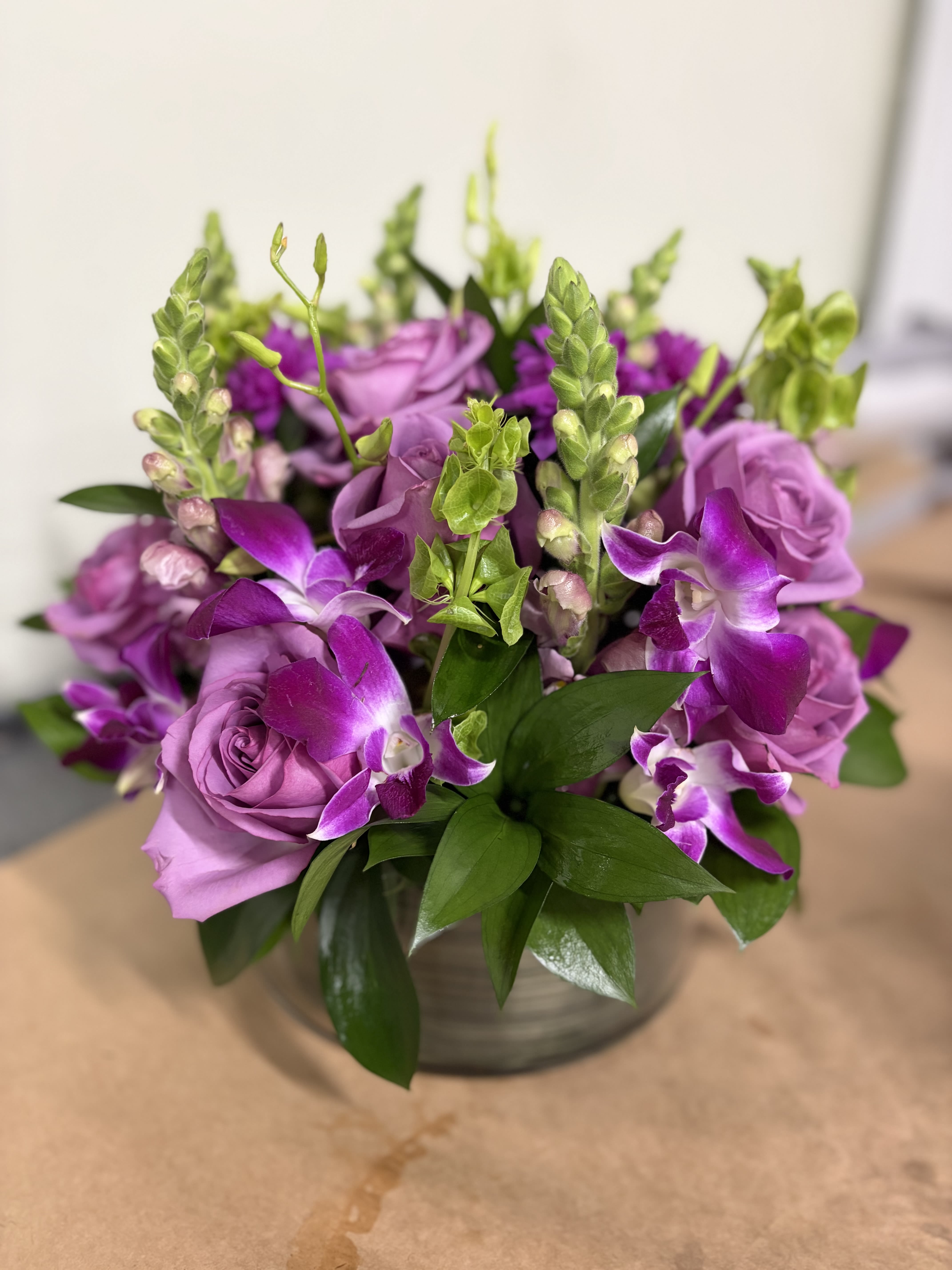 Ornate Orchids – Lavender Roses & Purple Orchid Glass Cylinder