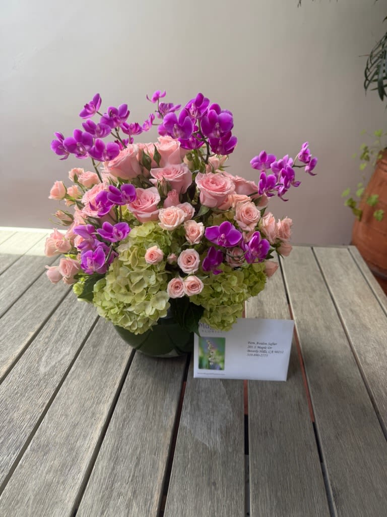 Modern Elegance: Phalaenopsis Orchids, Spray Roses, and Hydrangeas in Glass Bowl Arrangement