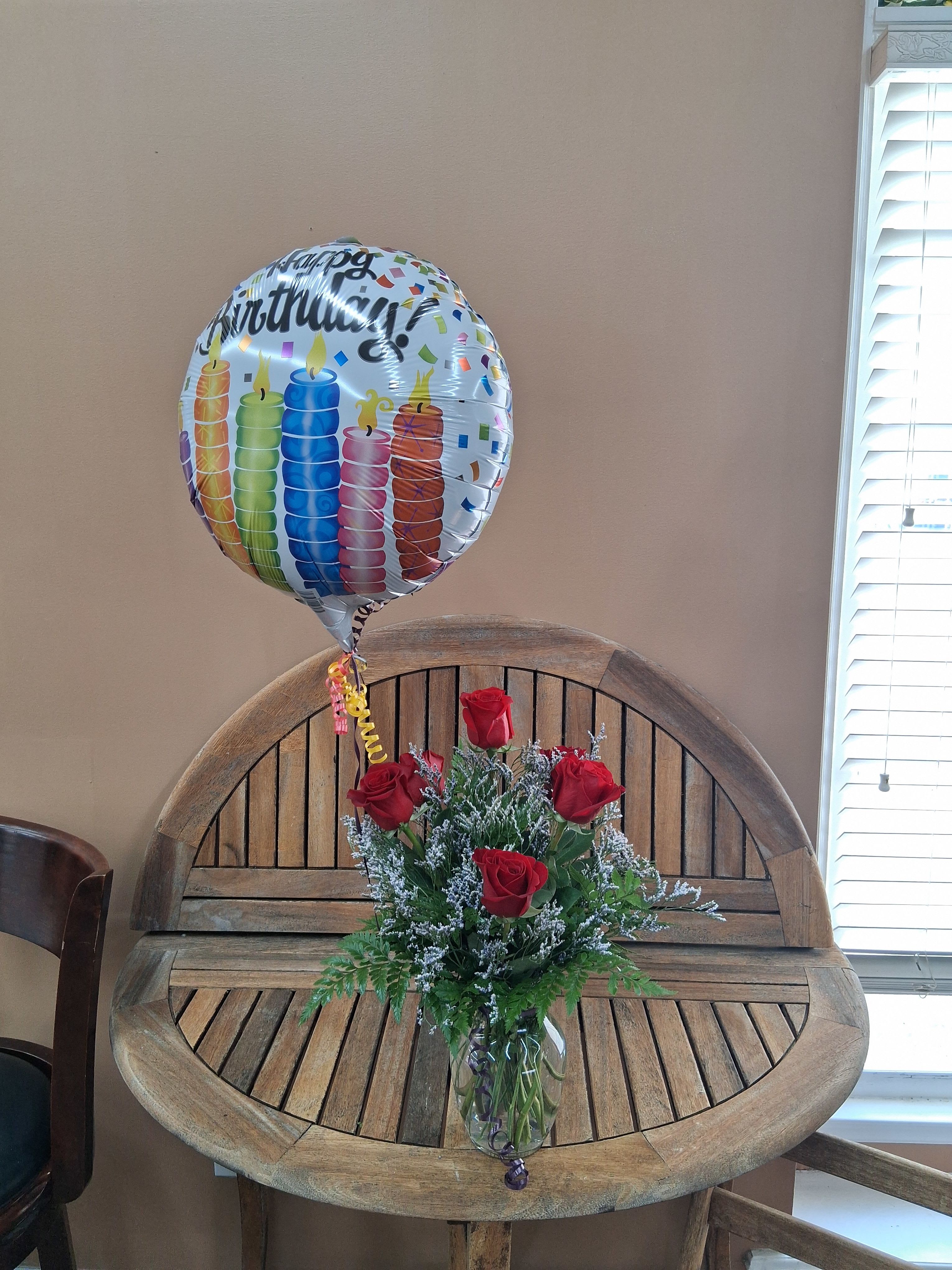 Modern 1/2 Dozen Red Roses