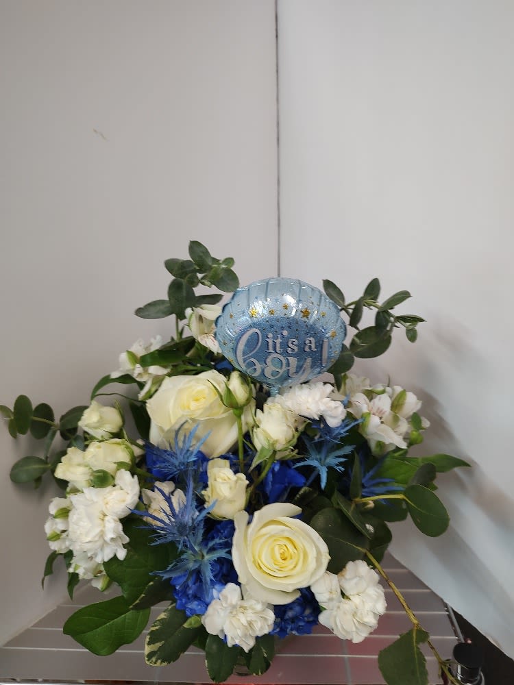 Coastal Blue Elegance by Art and Flowers
