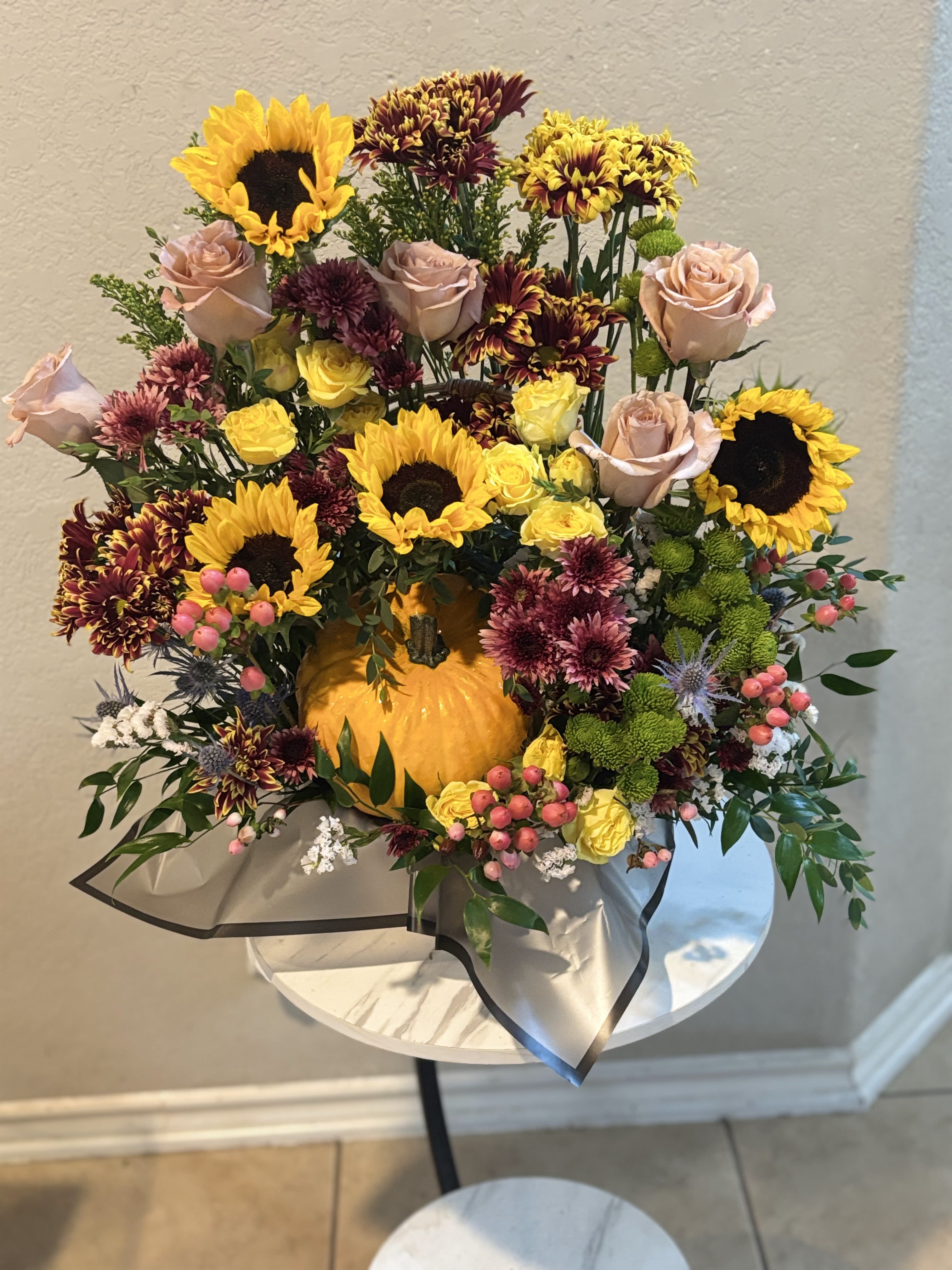 Autumn Harvest Luxury Flower Arrangement | Sunflowers & Peach Roses