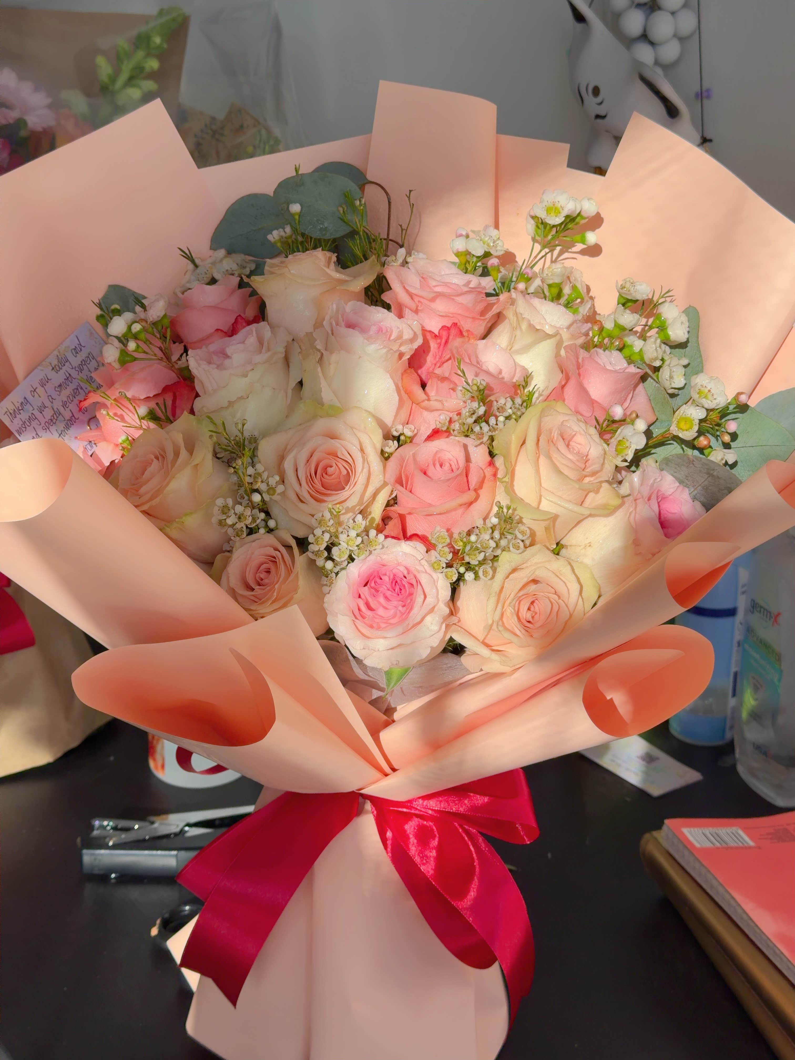 The Peach Lover  (Pink Rose Bouquet)