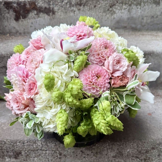 Large Low Arrangement or Centerpiece