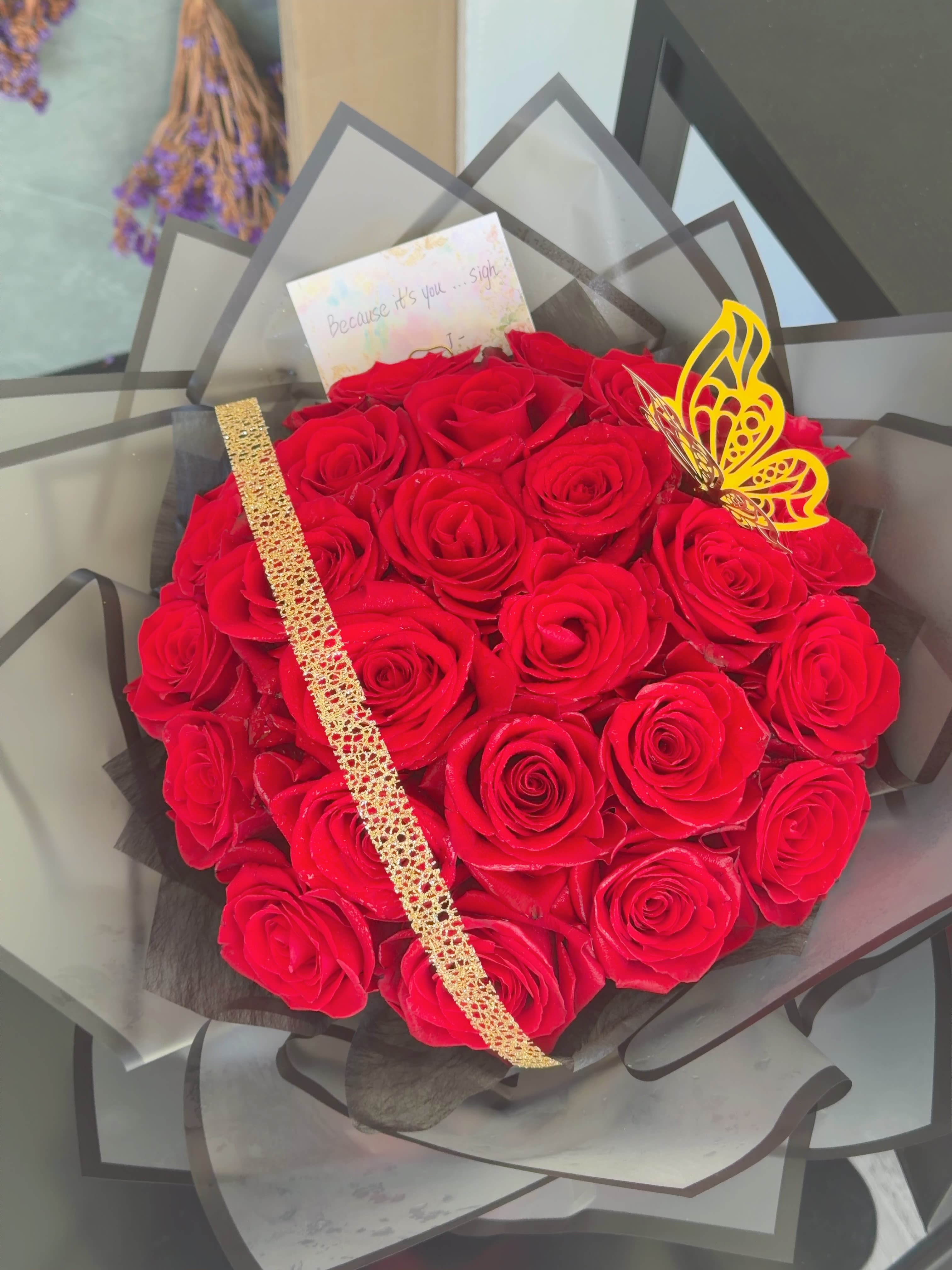 Amour Rouge (Premium Rose Bouquet)