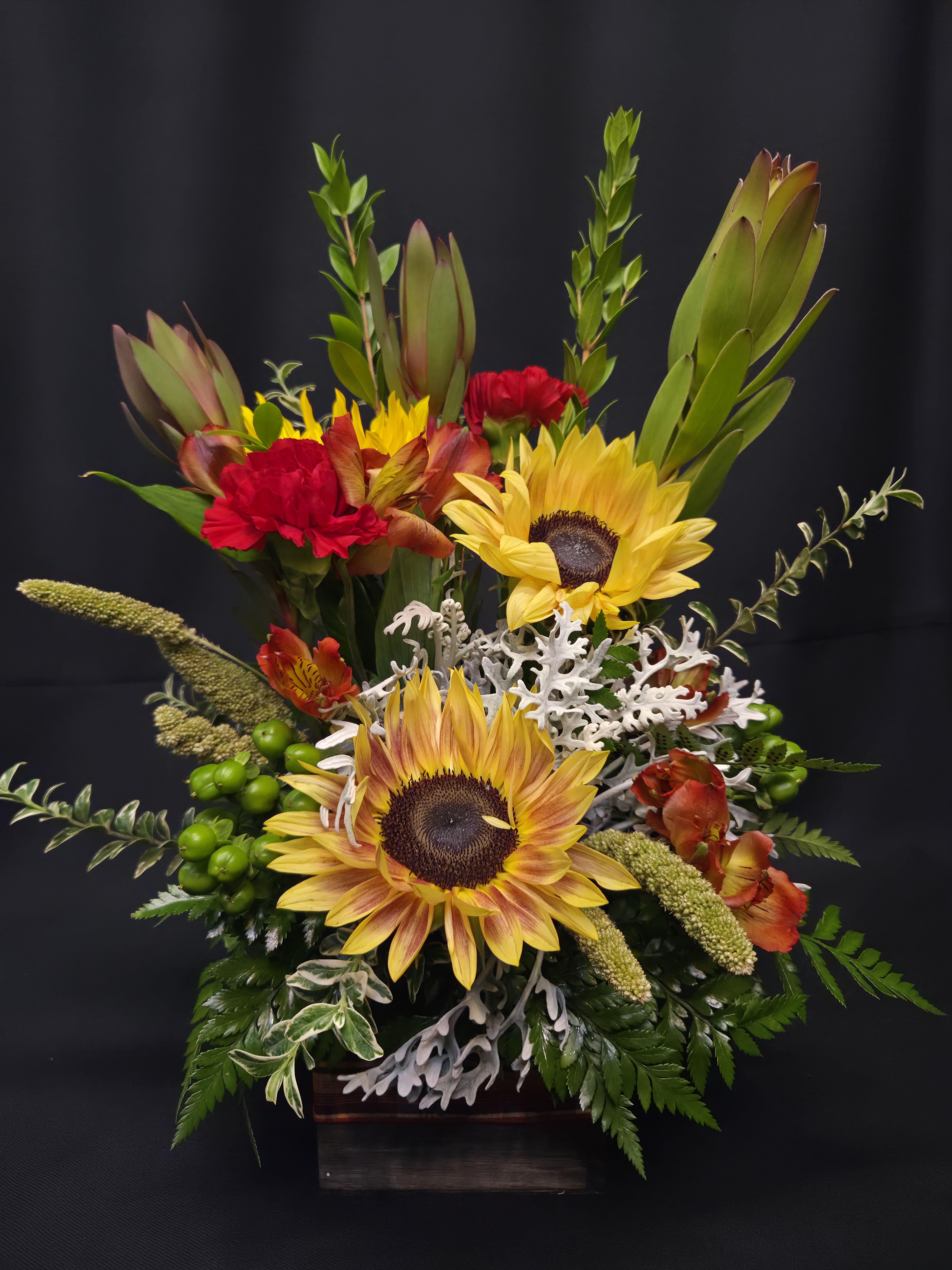 Wood box rustic flowers