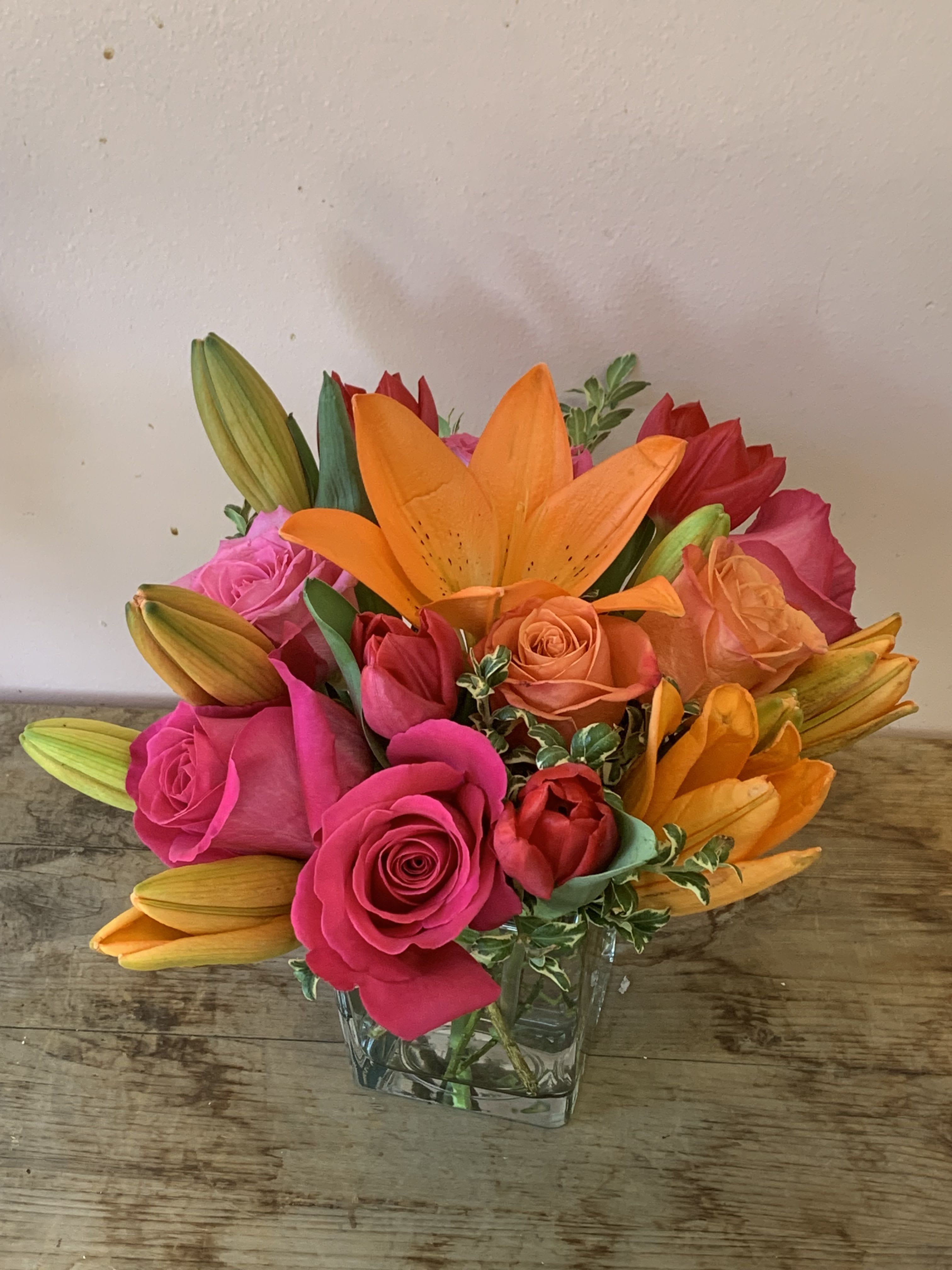 Precious Coral by Fillmore Florist | Contemporary Multi-Occasion Flower Delivery in San Francisco