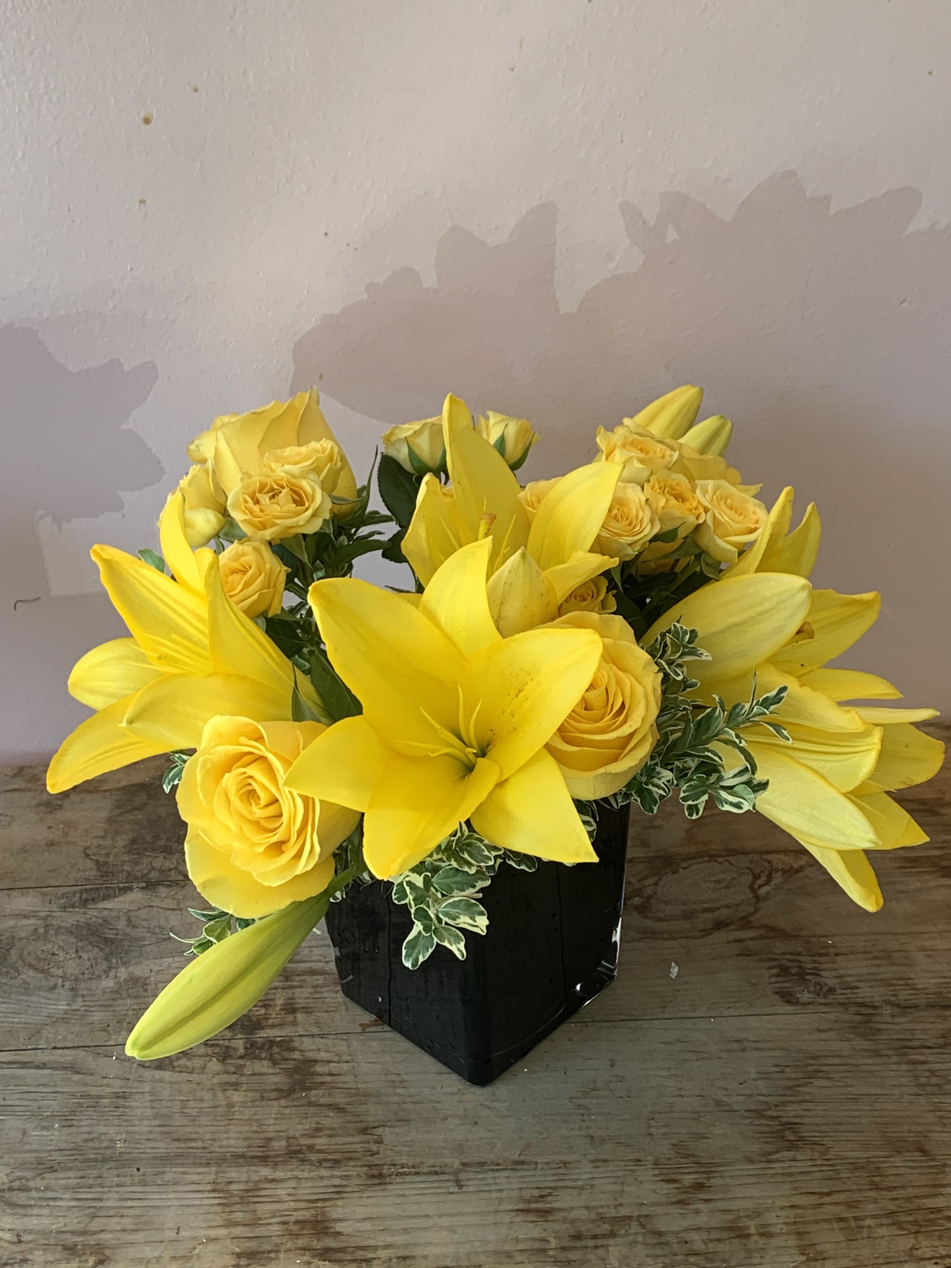 Sunshine in SF Flowers by Fillmore Florist in San Francisco