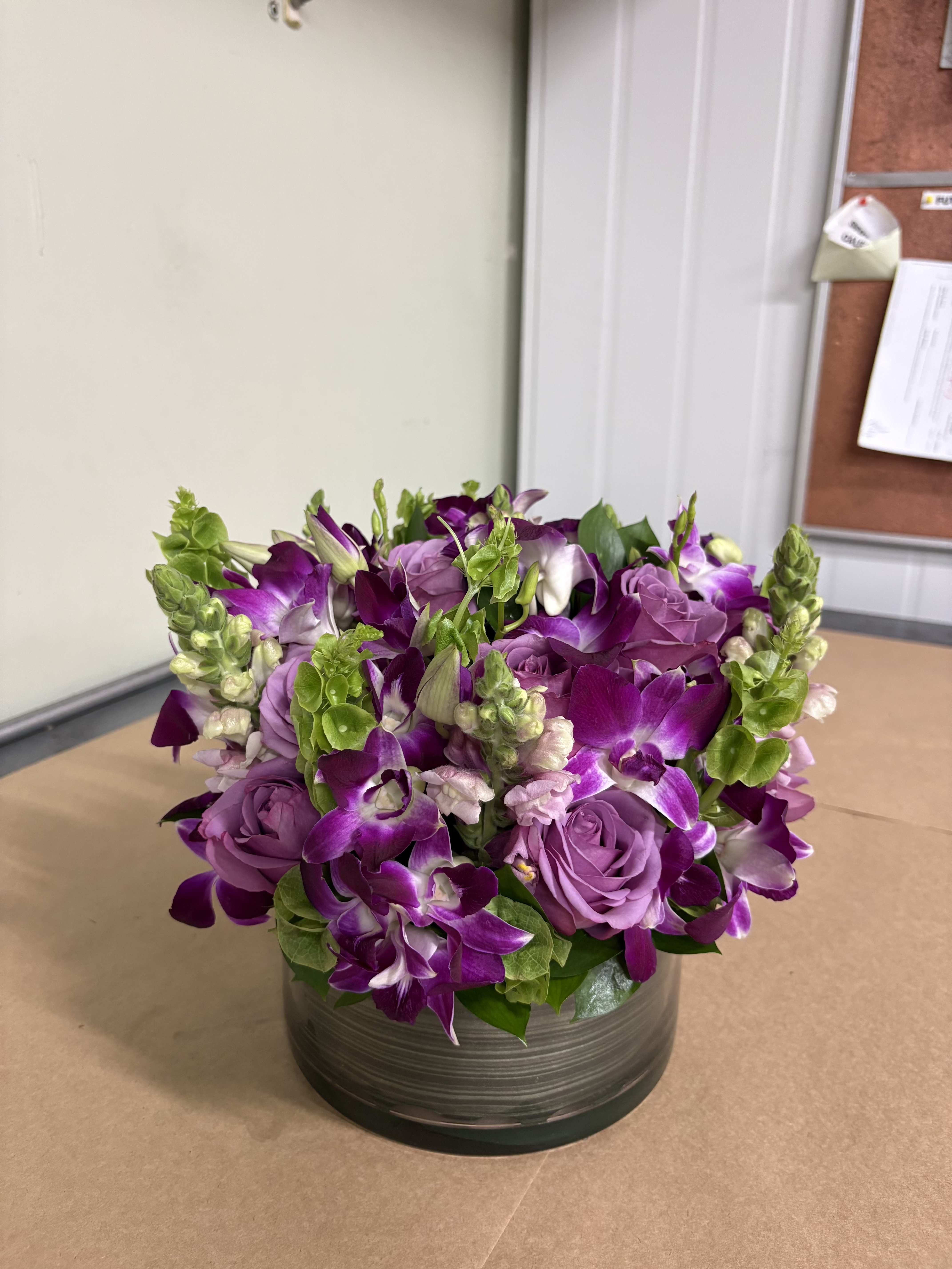 Ornate Orchids – Lavender Roses & Purple Orchid Glass Cylinder