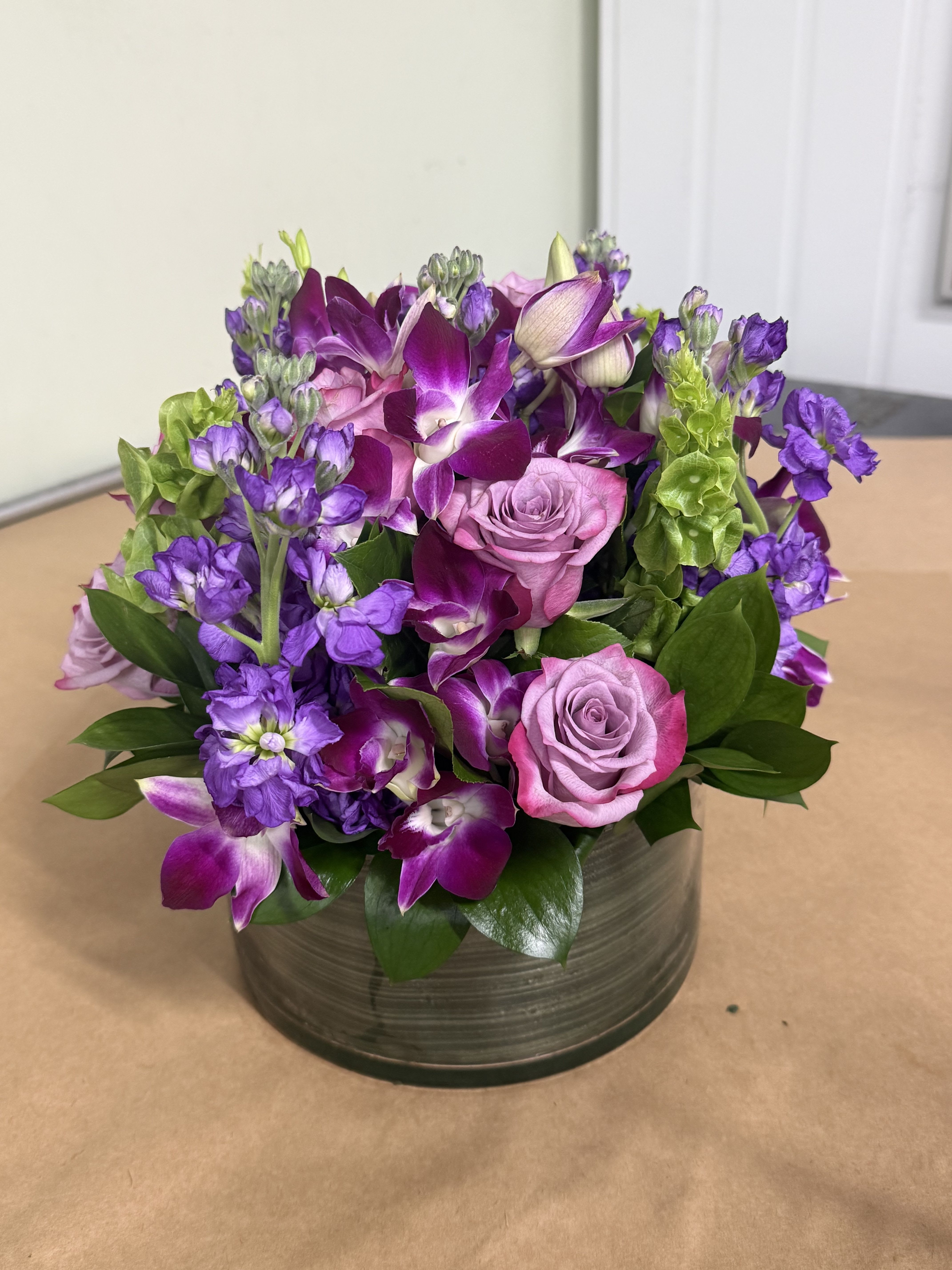Ornate Orchids – Lavender Roses & Purple Orchid Glass Cylinder