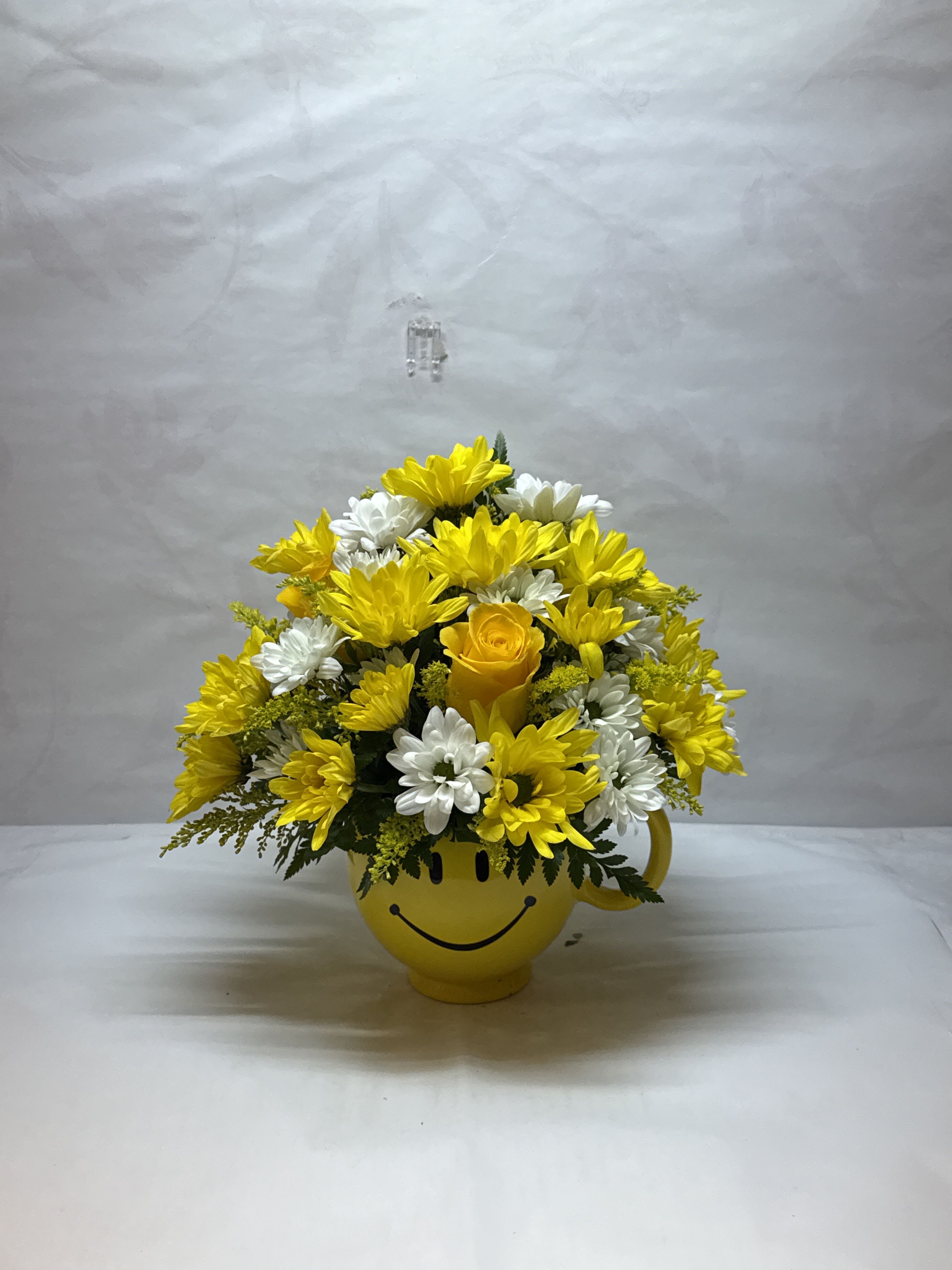 Be Happy Bouquet with Roses