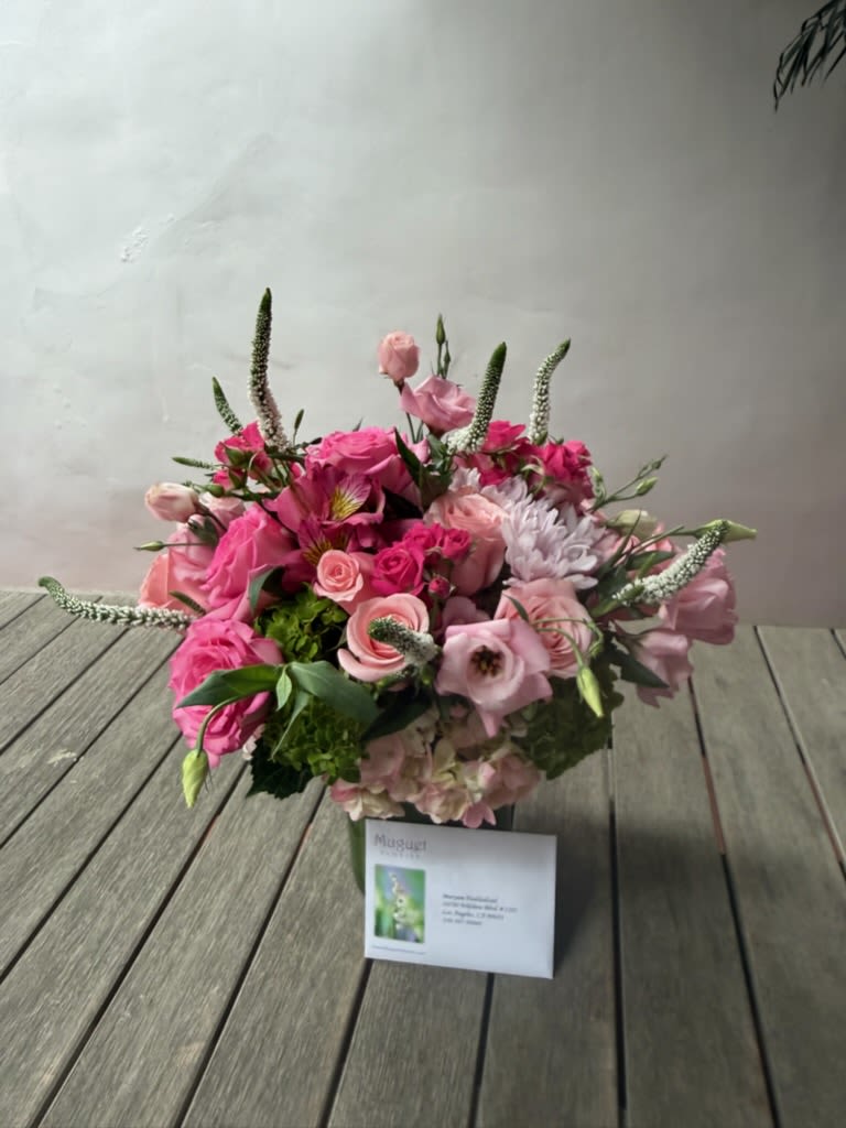 Blushing Bouquet: A Delicate Symphony of Soft Beauty