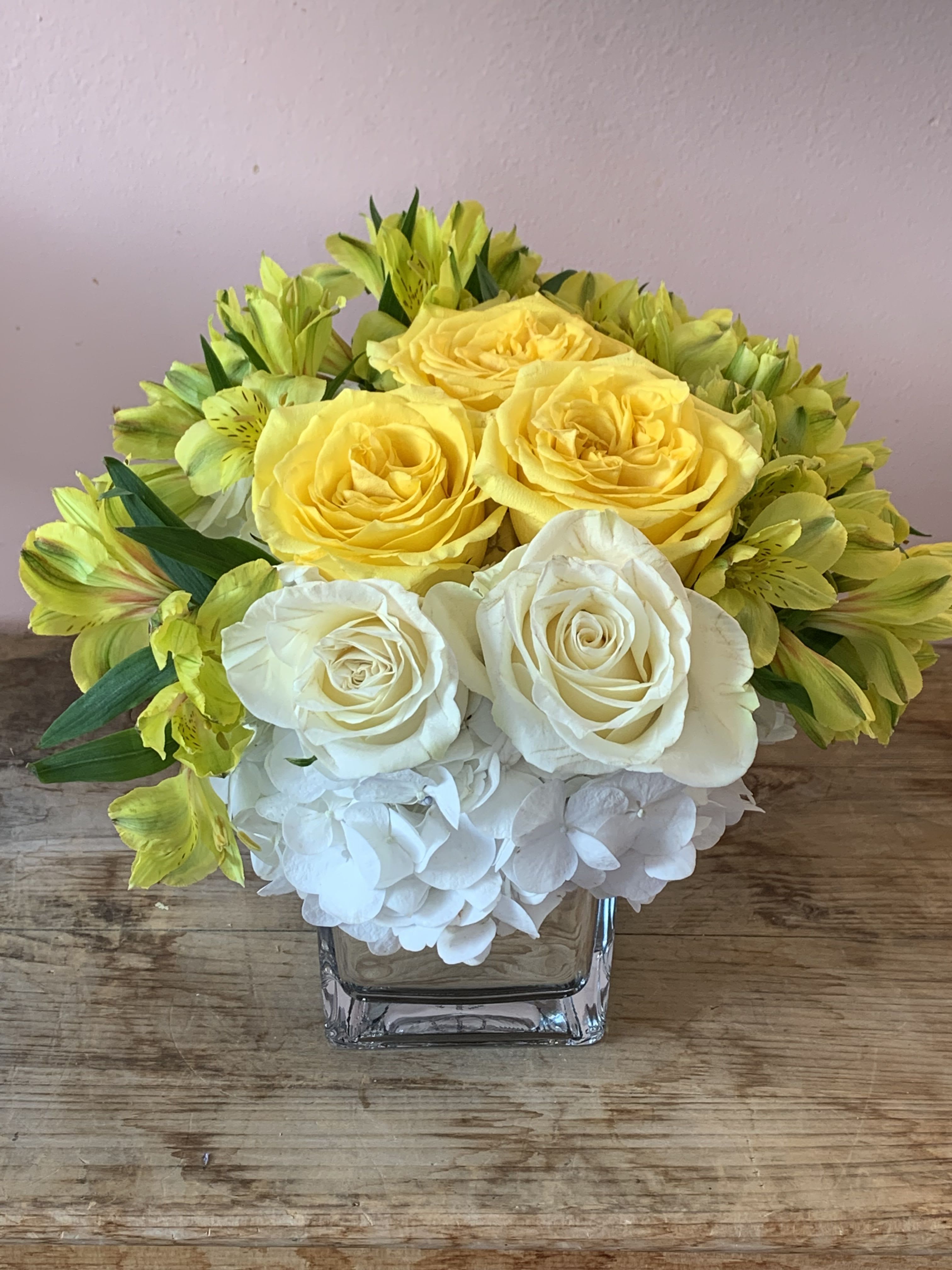 Rising sun floral arrangement - w646