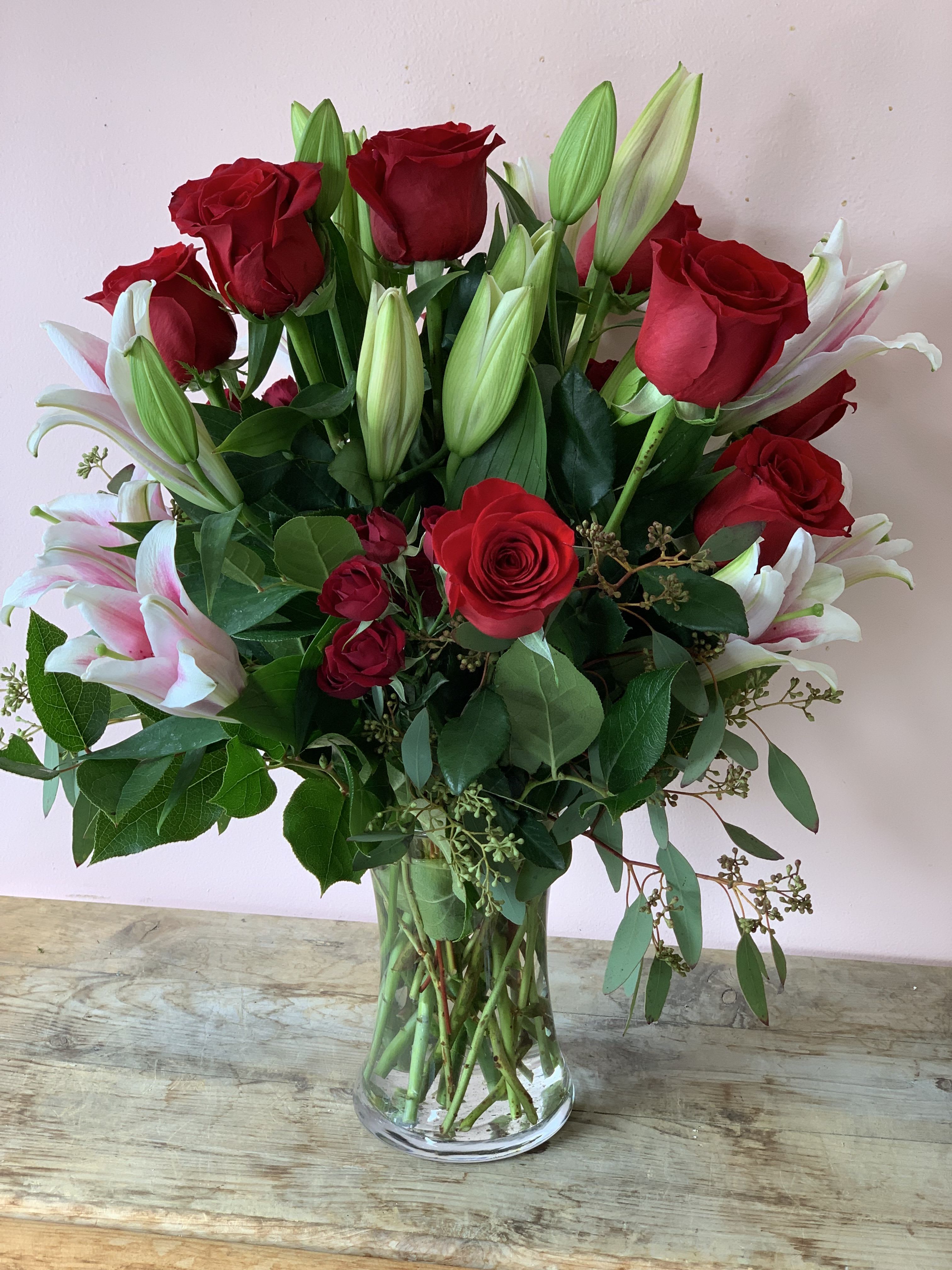 Pink oriental Lilies and Red Roses - W652