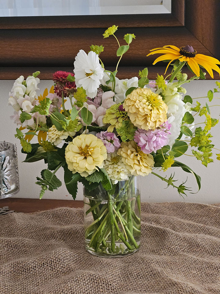 Fresh flower arrangement