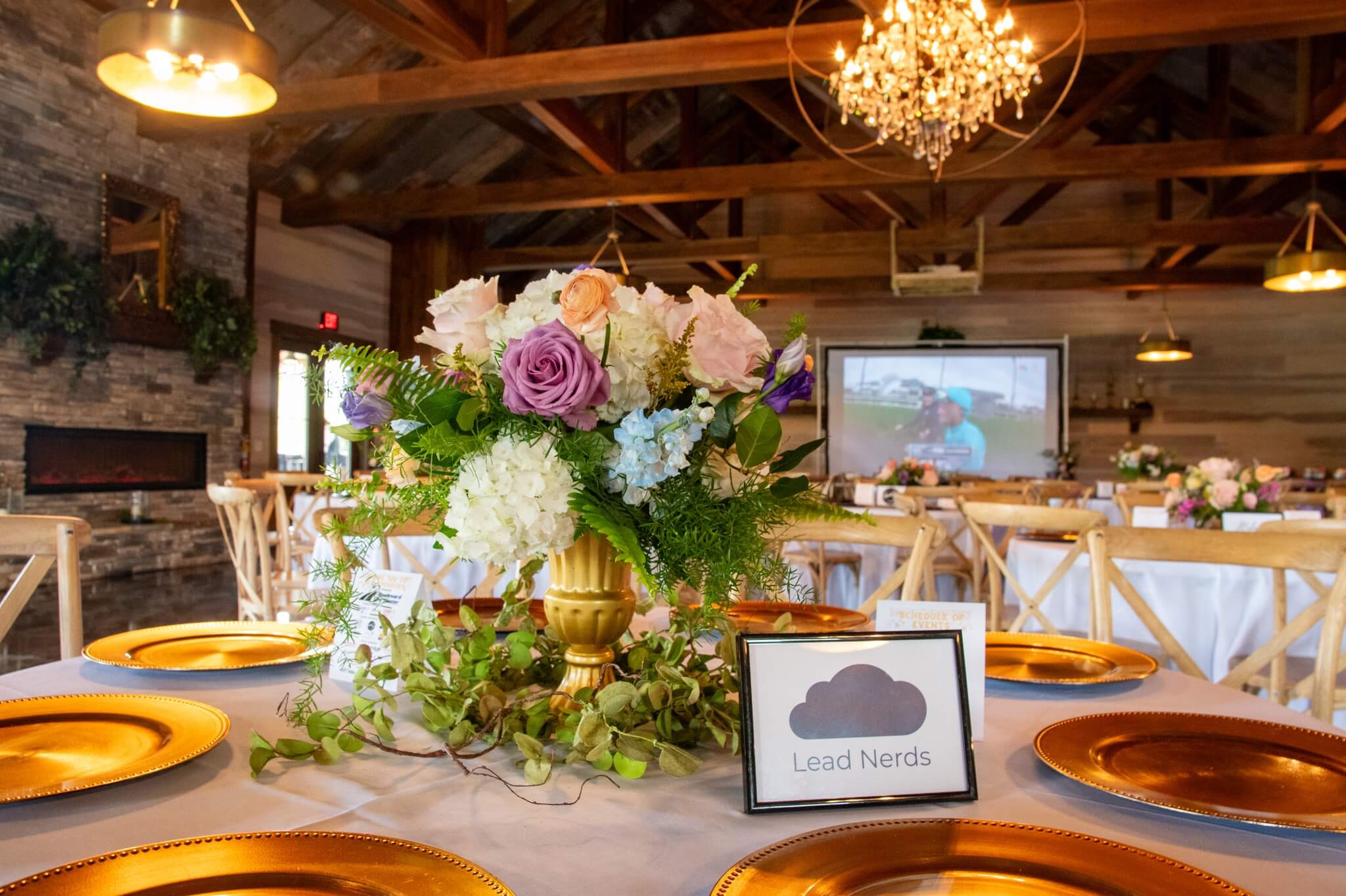 Clean aesthetic table setup