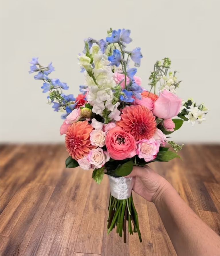 Coady Florist Cambridge wedding flowers inspiration consultation colors design