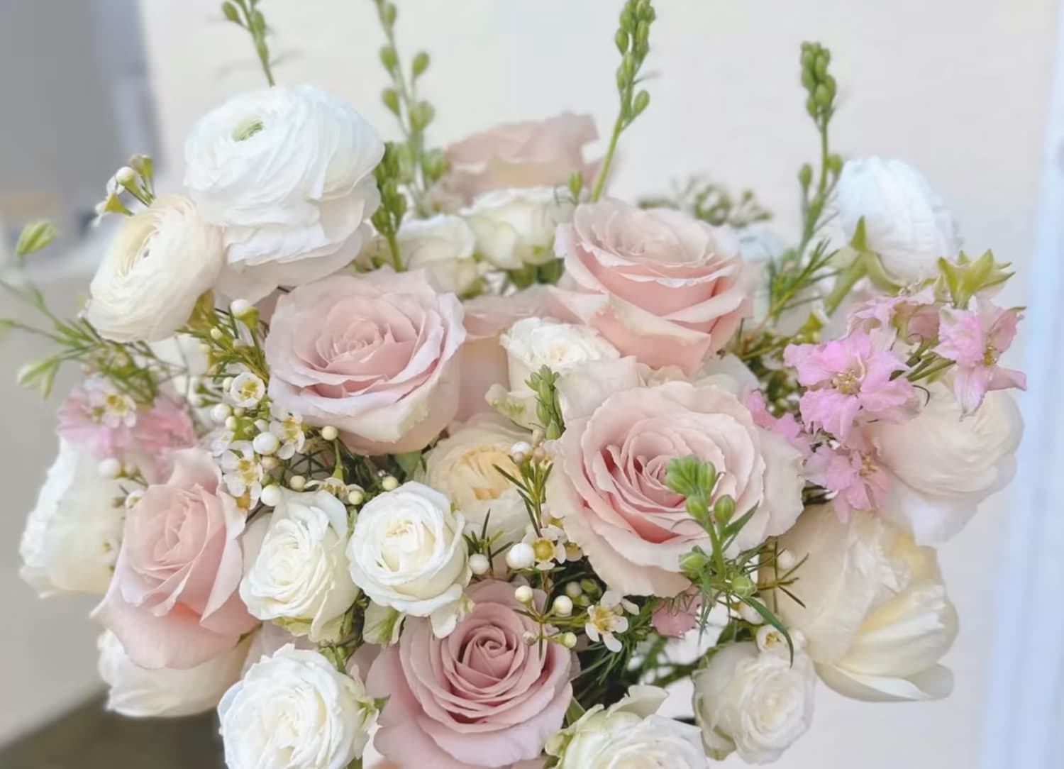 Pink and white rose bouquet