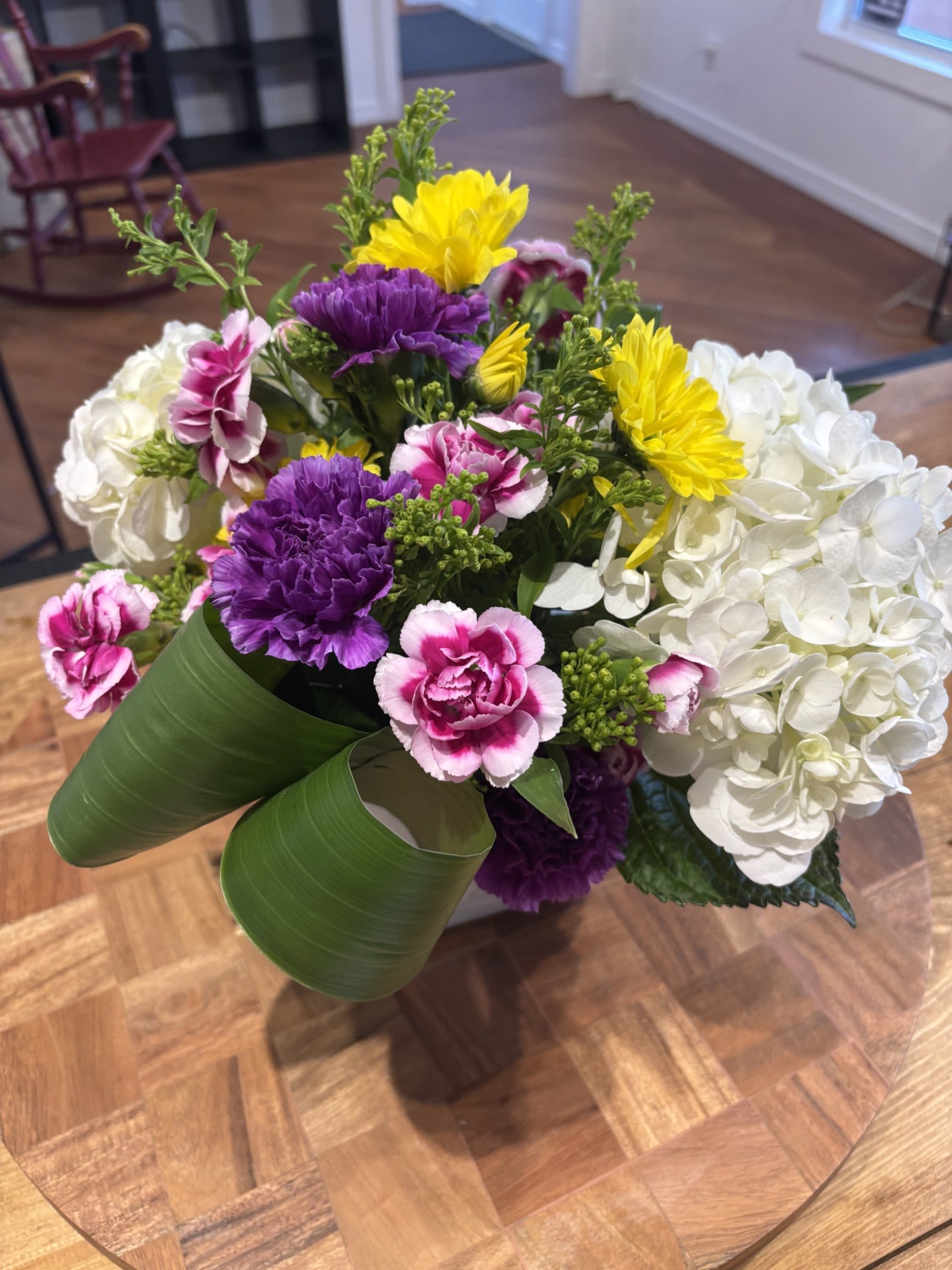 Weekly Arrangement with Delivery
