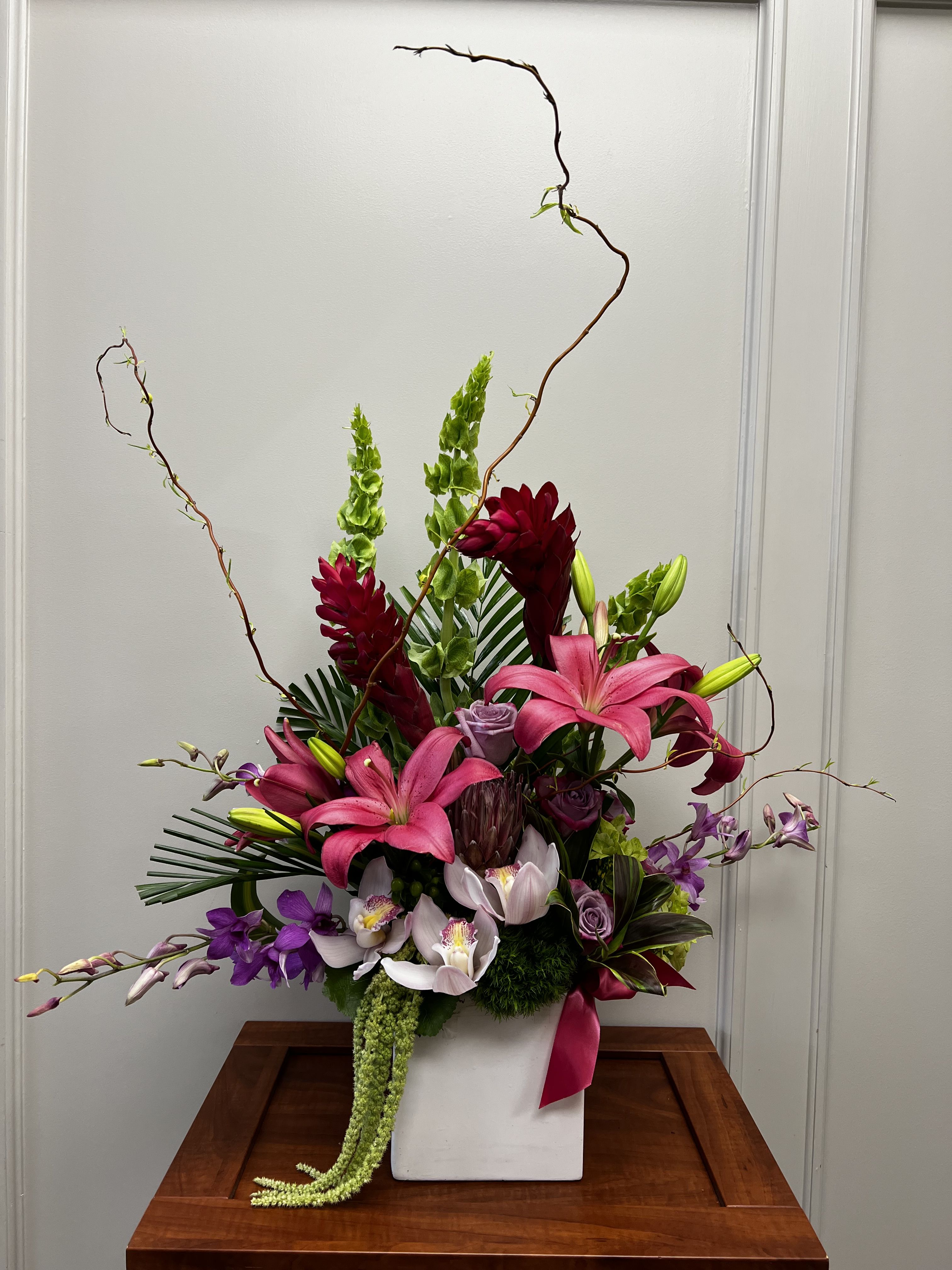 Weekly Floral Arrangement 