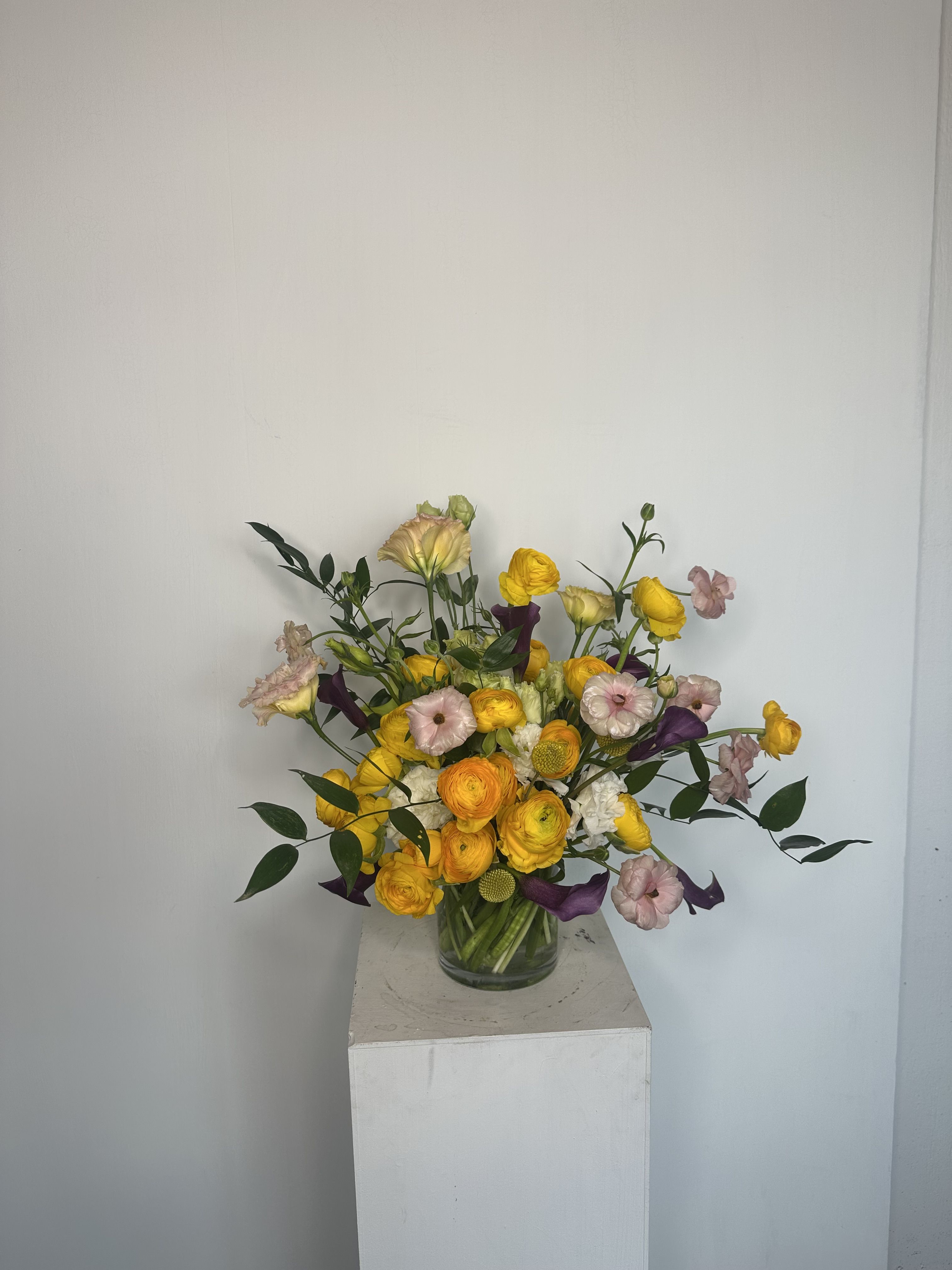 Seasonal Designer’s Choice Arrangement 