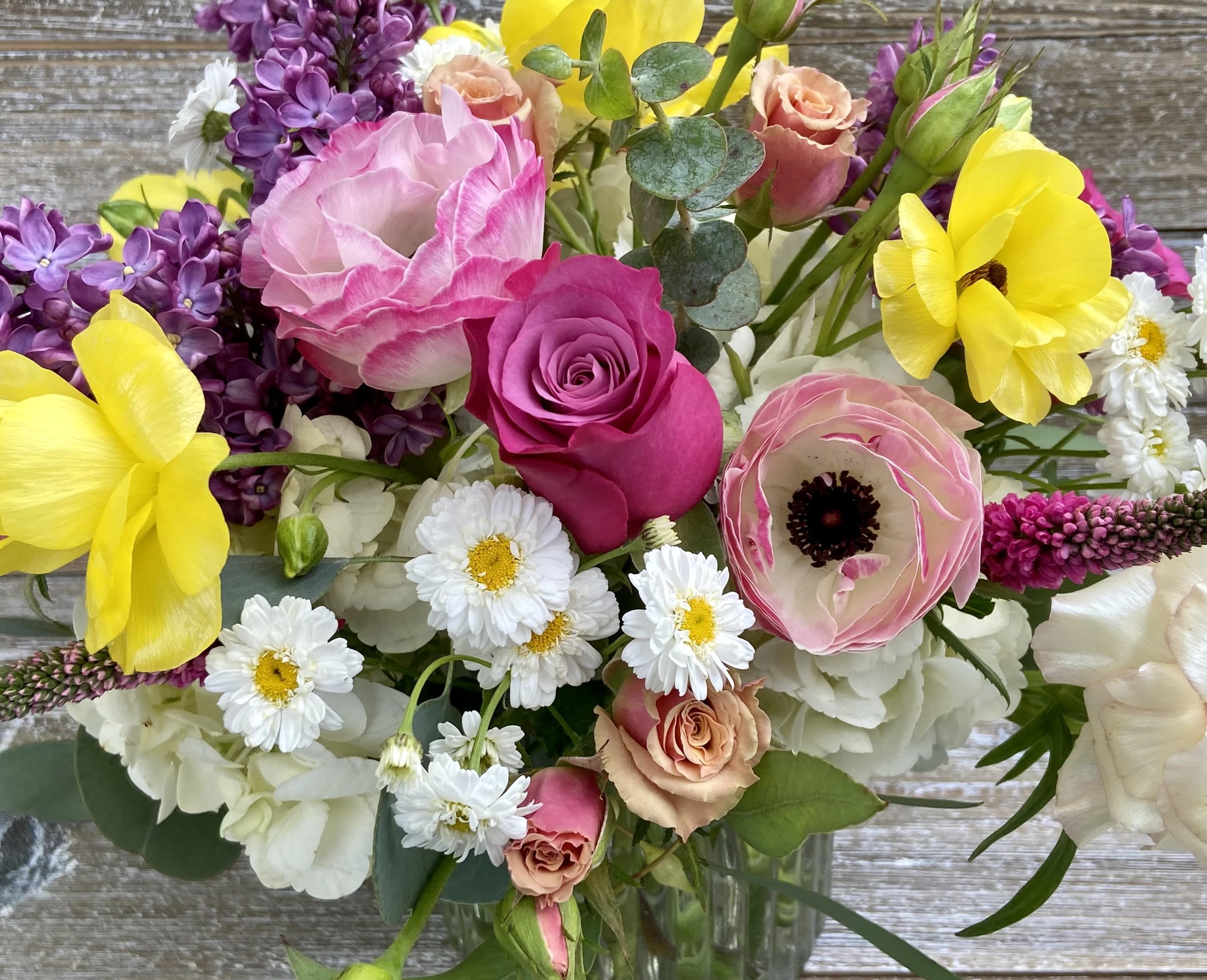 Colorful Mix Designer's Choice in low vase