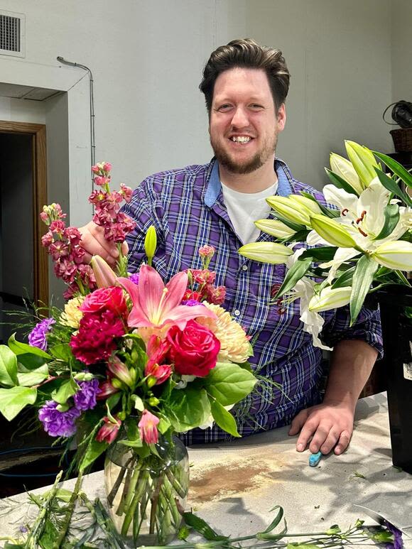 Designer's Choice Fresh Arrangement