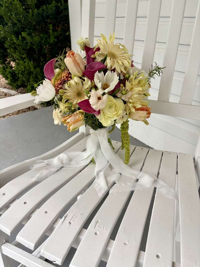 Peaches|Light Pinks|Creams|White Flowers