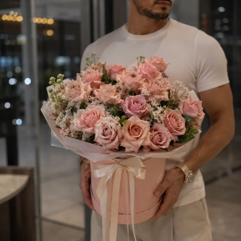 Blush pink luxury flower box arrangement by Velour Floral Studio for delivery in Brickell.