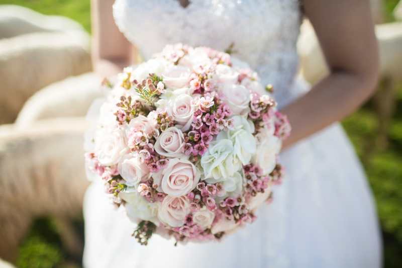 Blush and white rose bridal bouquet.