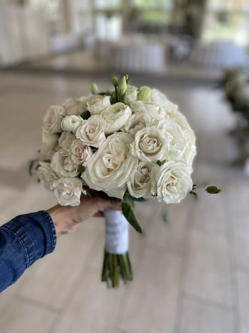Roses and mini roses wedding Bouquet