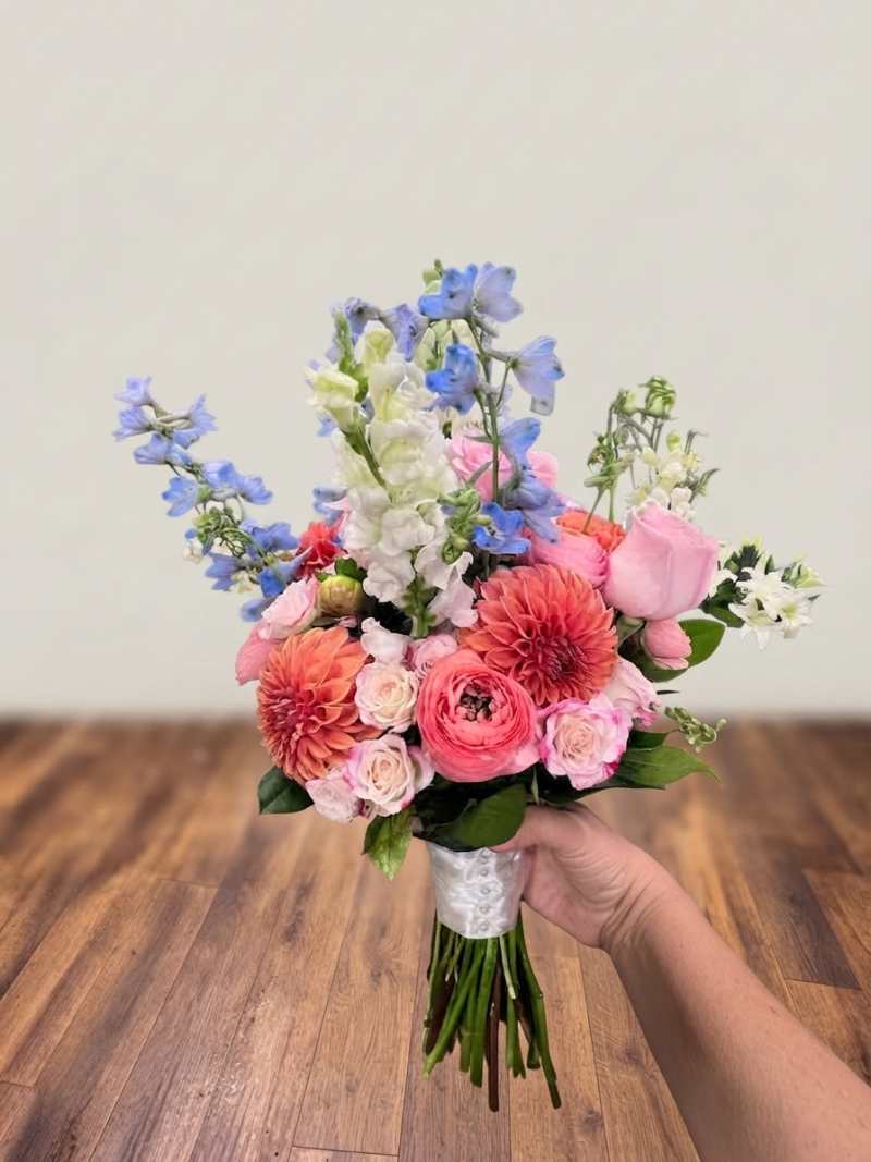 Handheld bride's ceremony bouquet feminine colors