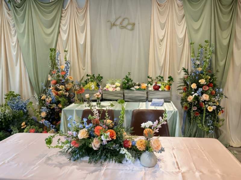 Vietnamese wedding tea ceremony flower display