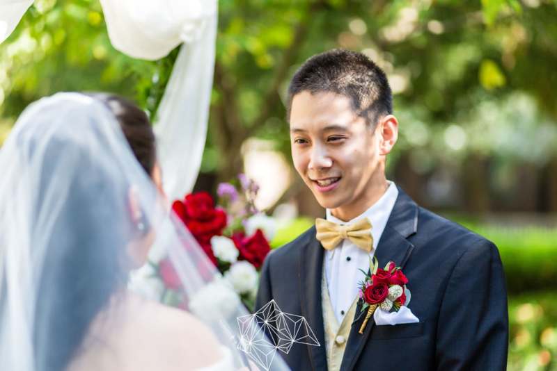 Boutonnieres and Personal Flowers