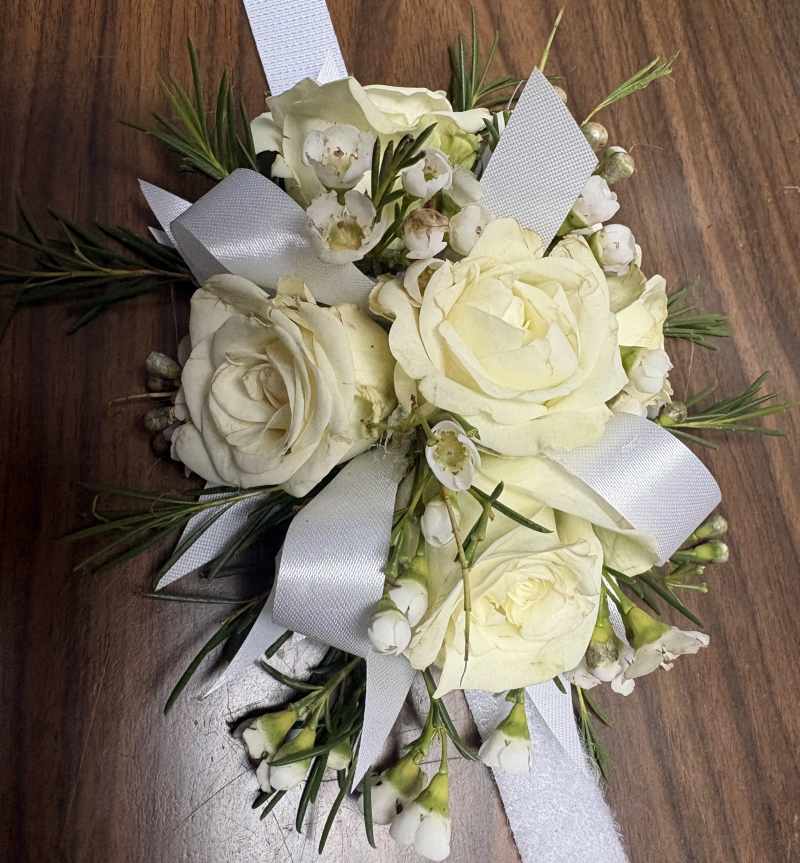 Wrist corsage