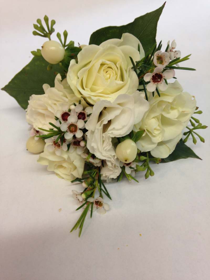 Boutonnieres & Corsages